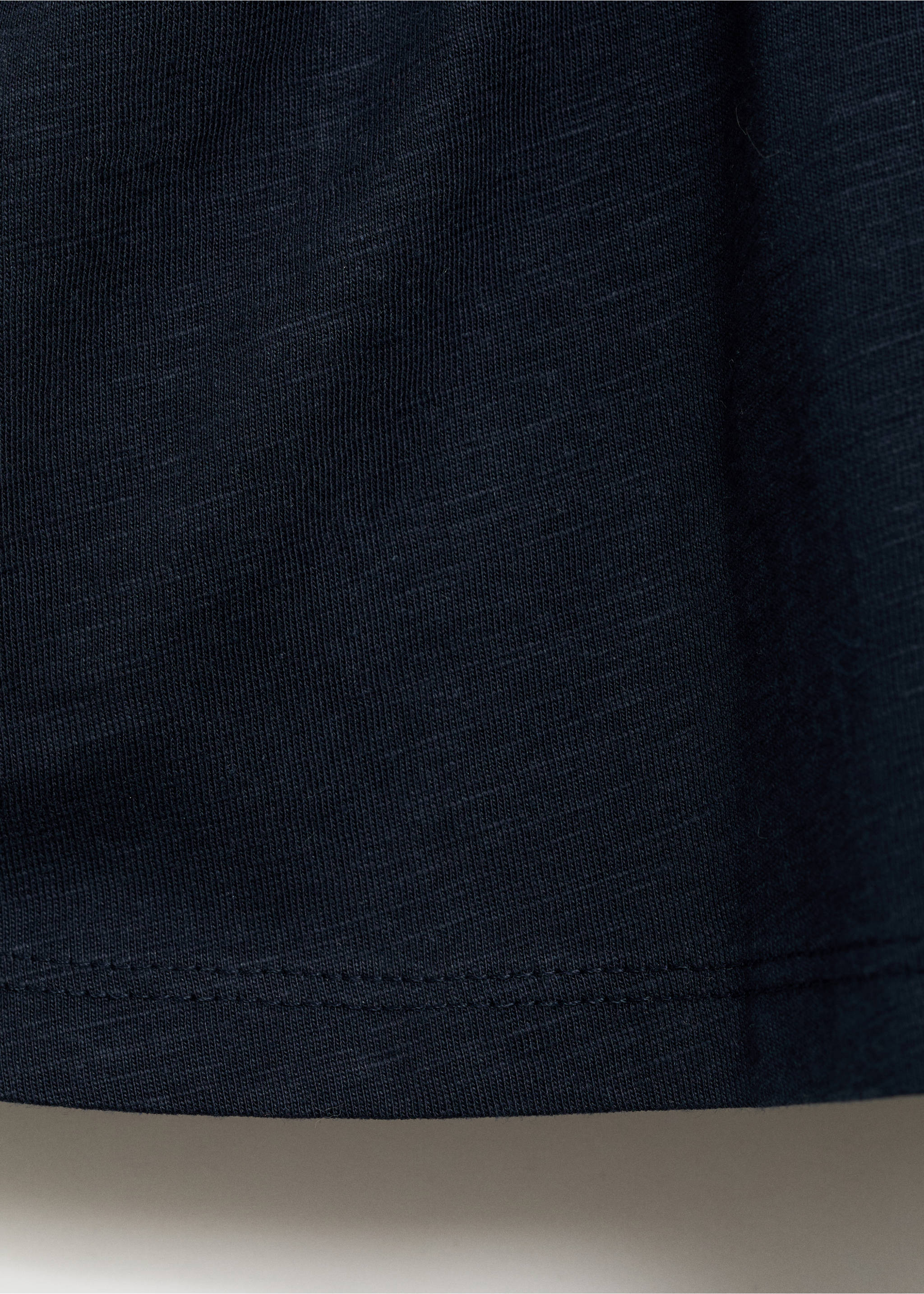 Τοπ σούρα βολάν - Λεπτομέρεια του προϊόντος 0, Σκούρο Μπλε Μαρέν. Ref: 87016339-00.