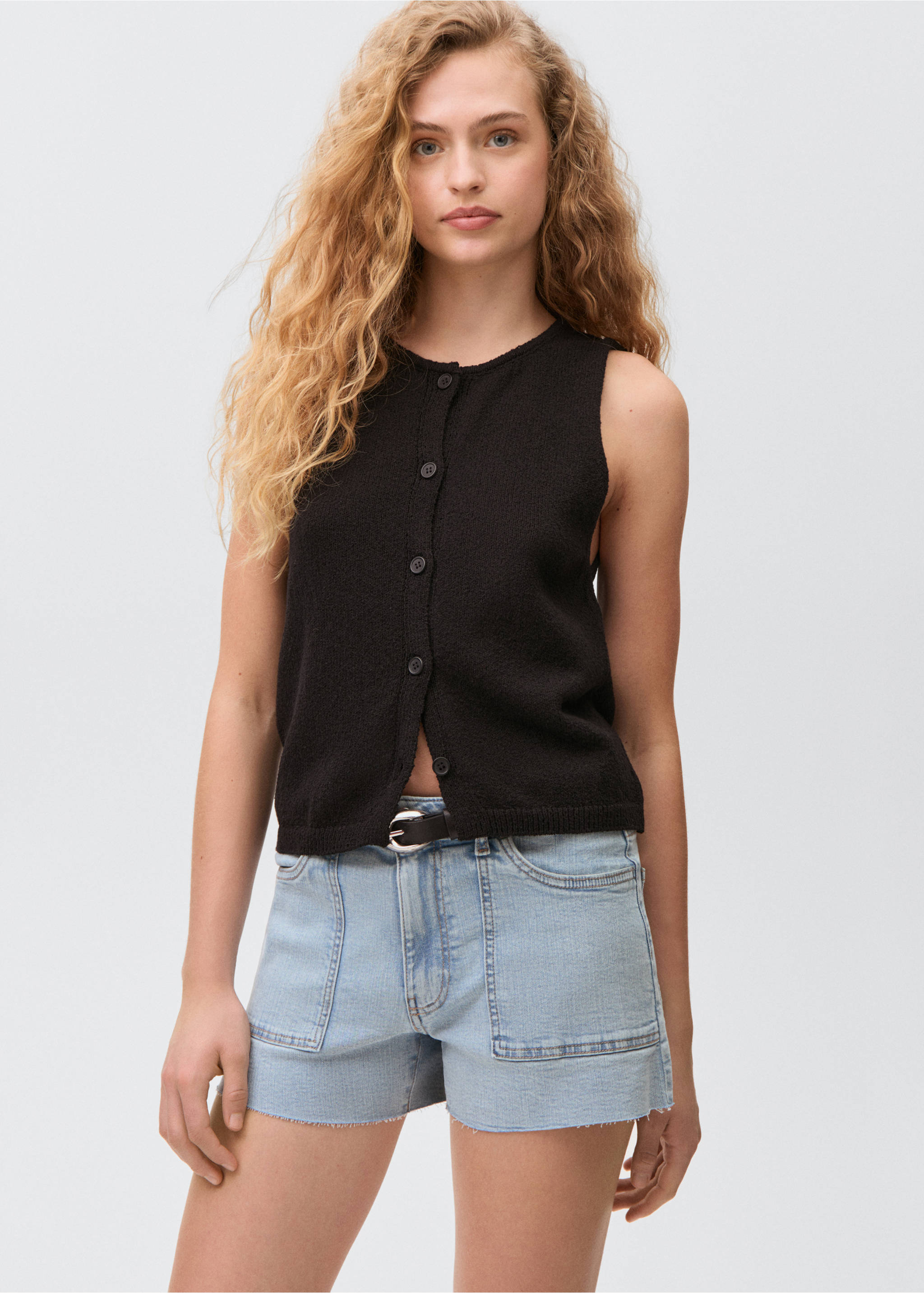 Frayed low-waist shorts - Medium plane, Light Blue. Ref: 87016348-00.