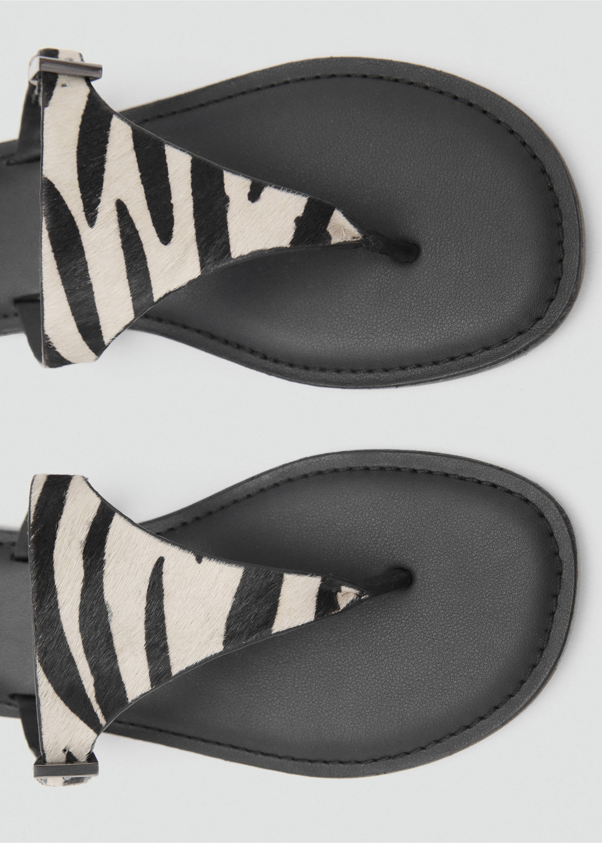 Animal-print leather sandals - Details of the article 2, Black. Ref: 87016366-00.