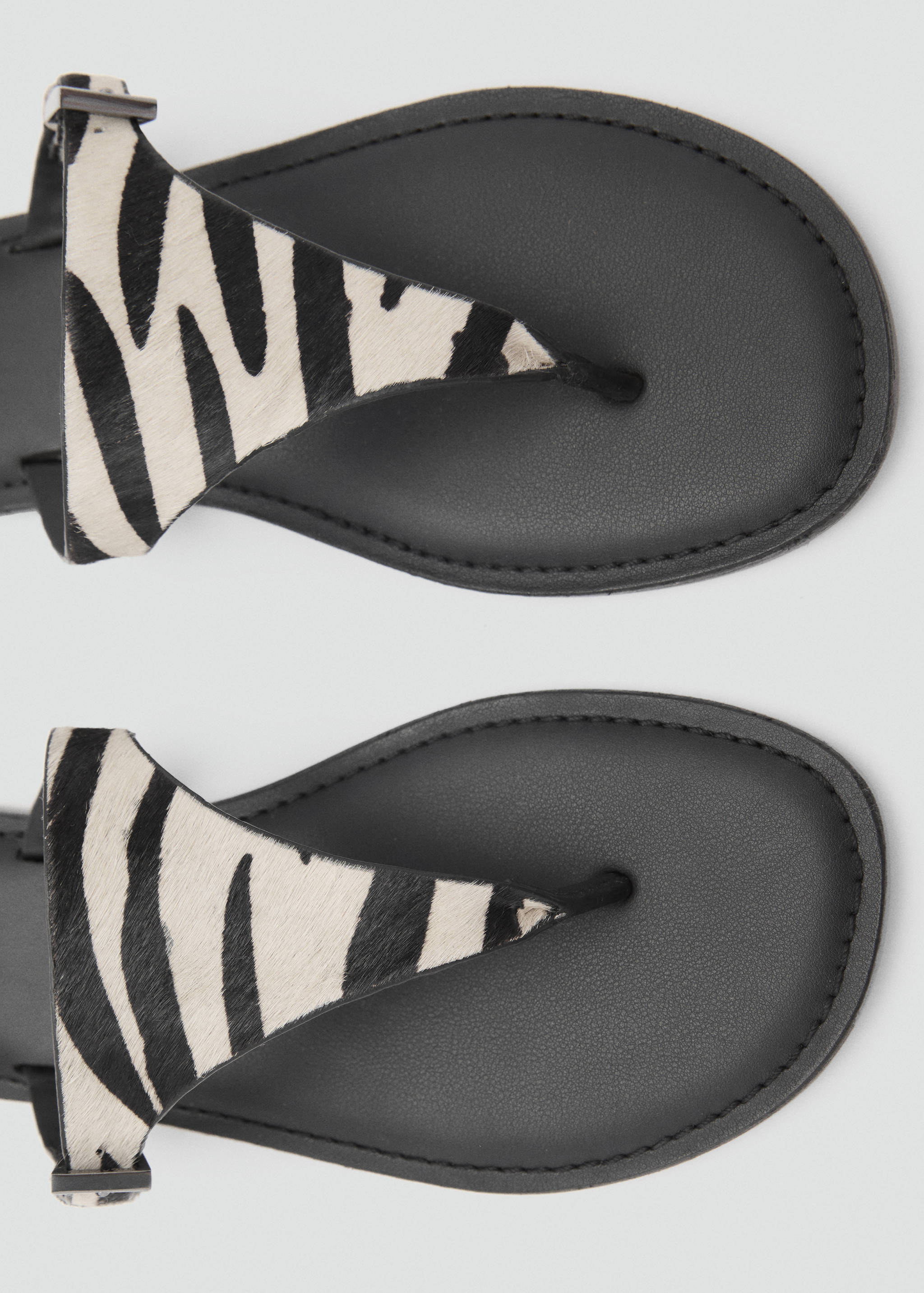 Animal-print leather sandals - Details of the article 2