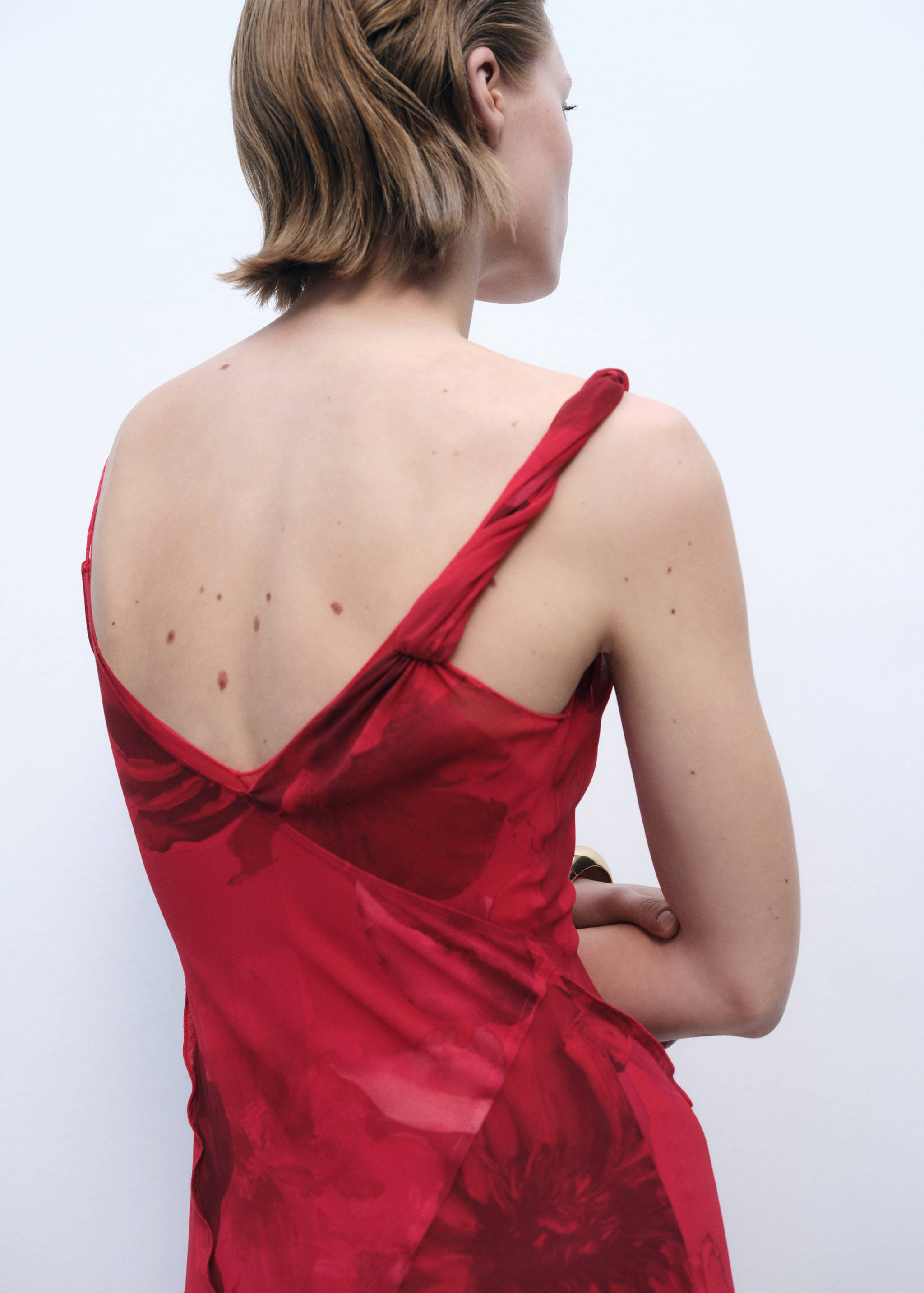 Vestido asimétrico floral - Detalle del artículo 6, Rojo. Ref: 87016378-00.