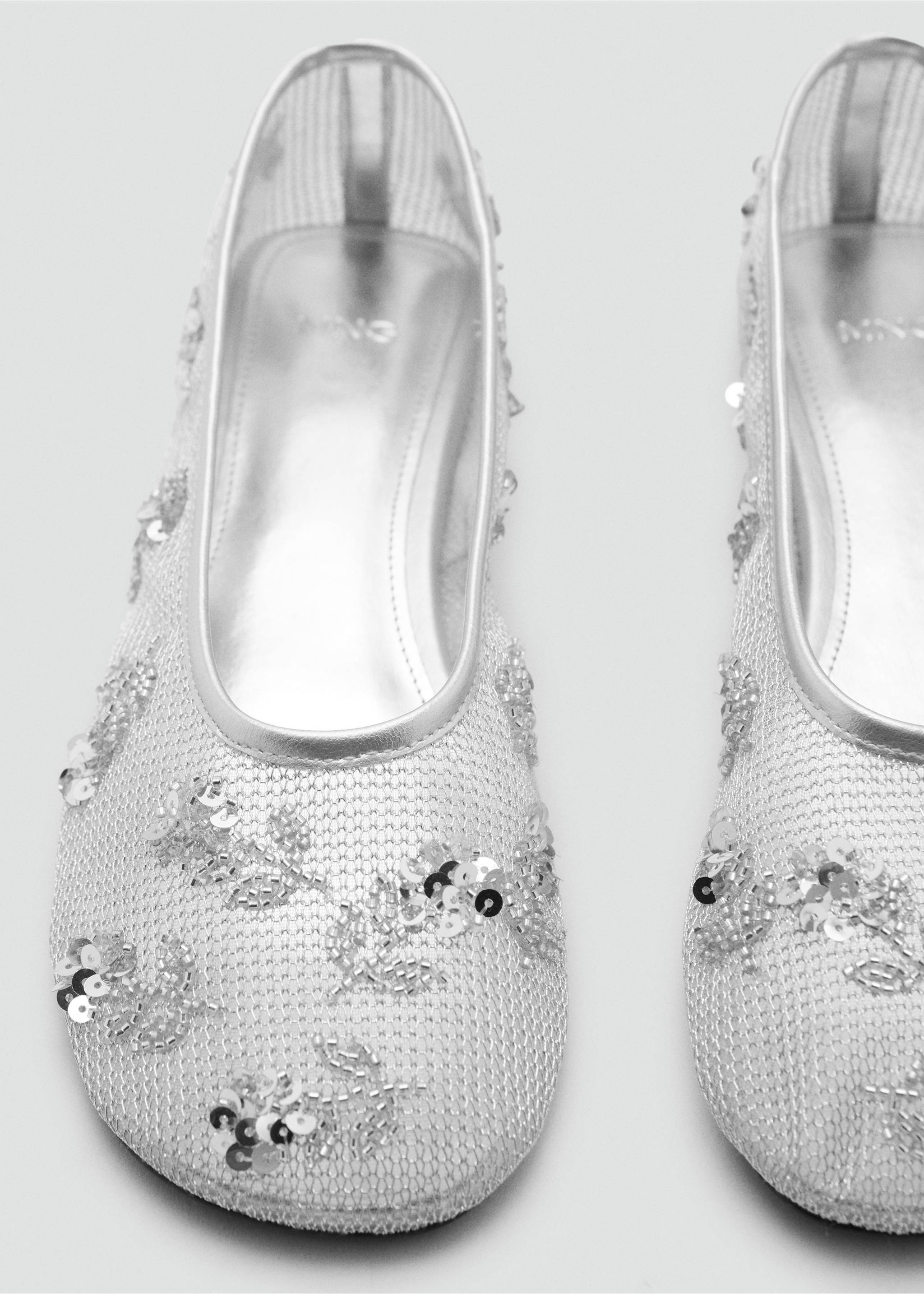 Sequin embroidered mesh ballerina - Details of the article 1, Silver. Ref: 87016713-00.