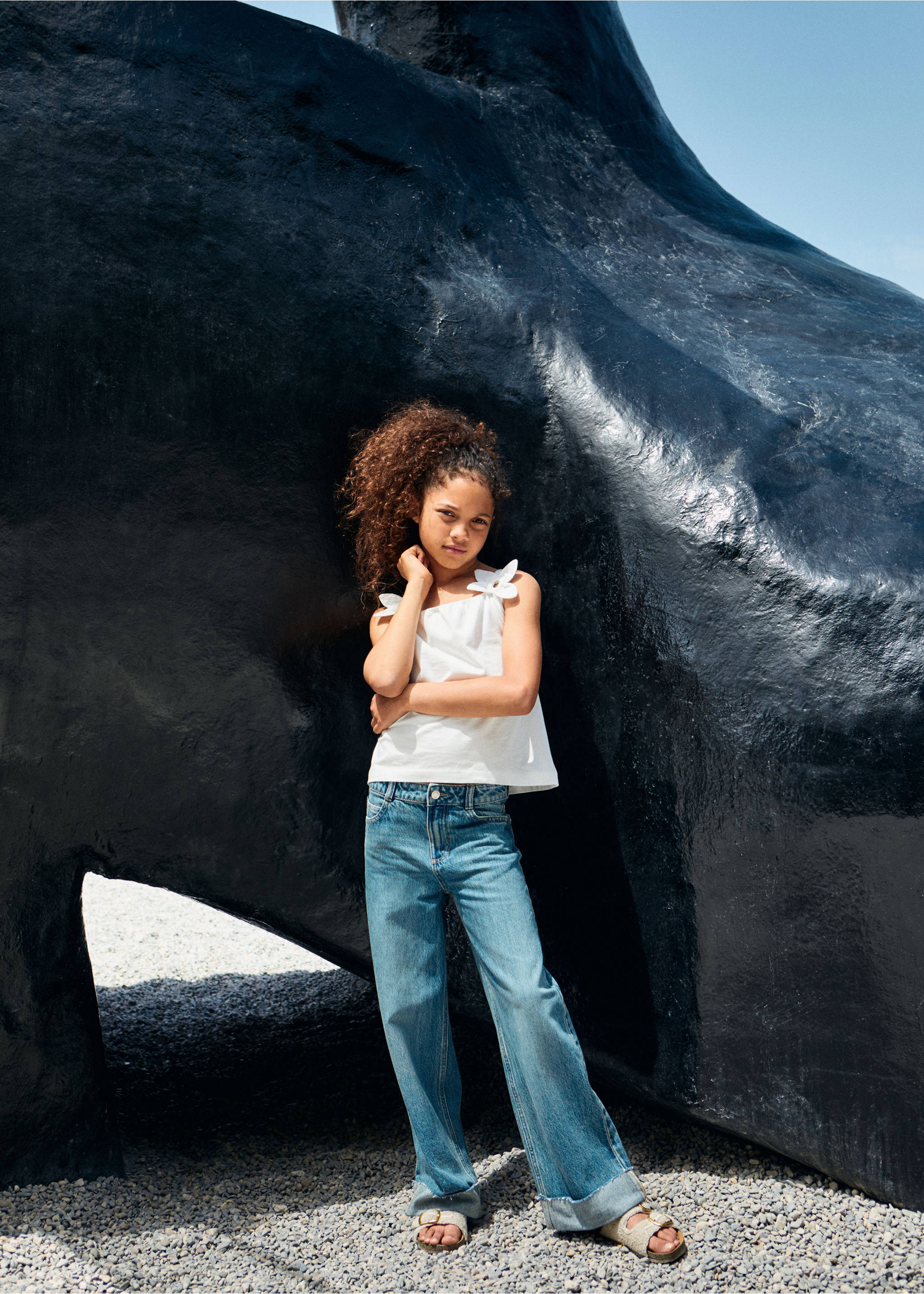 Textured sandals with buckle - Details of the article 5, Off White. Ref: 87016722-00.