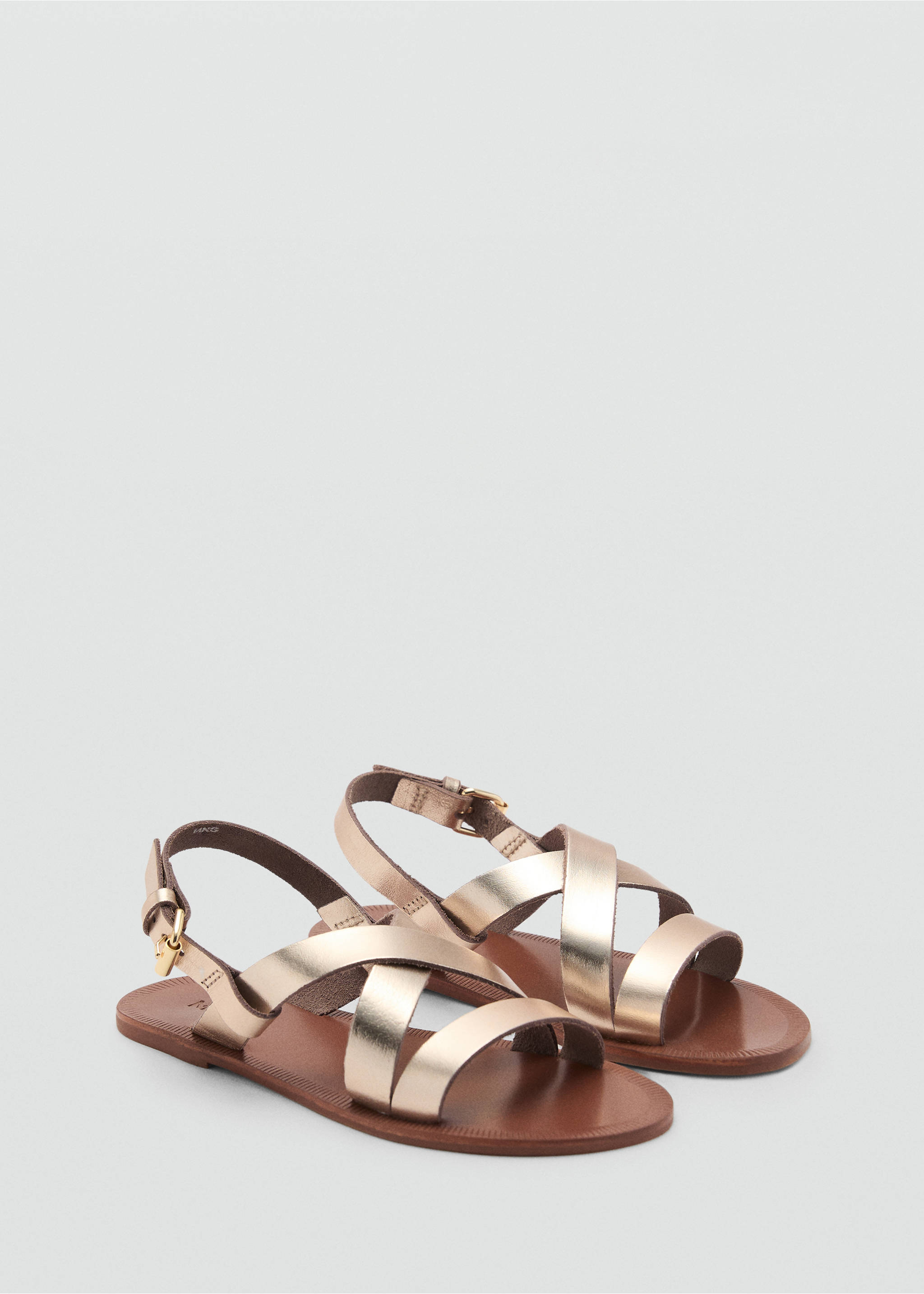 Riemen-Sandale im Metallic-Look - Mittlere Ansicht, Gold. Ref: 87016727-00.