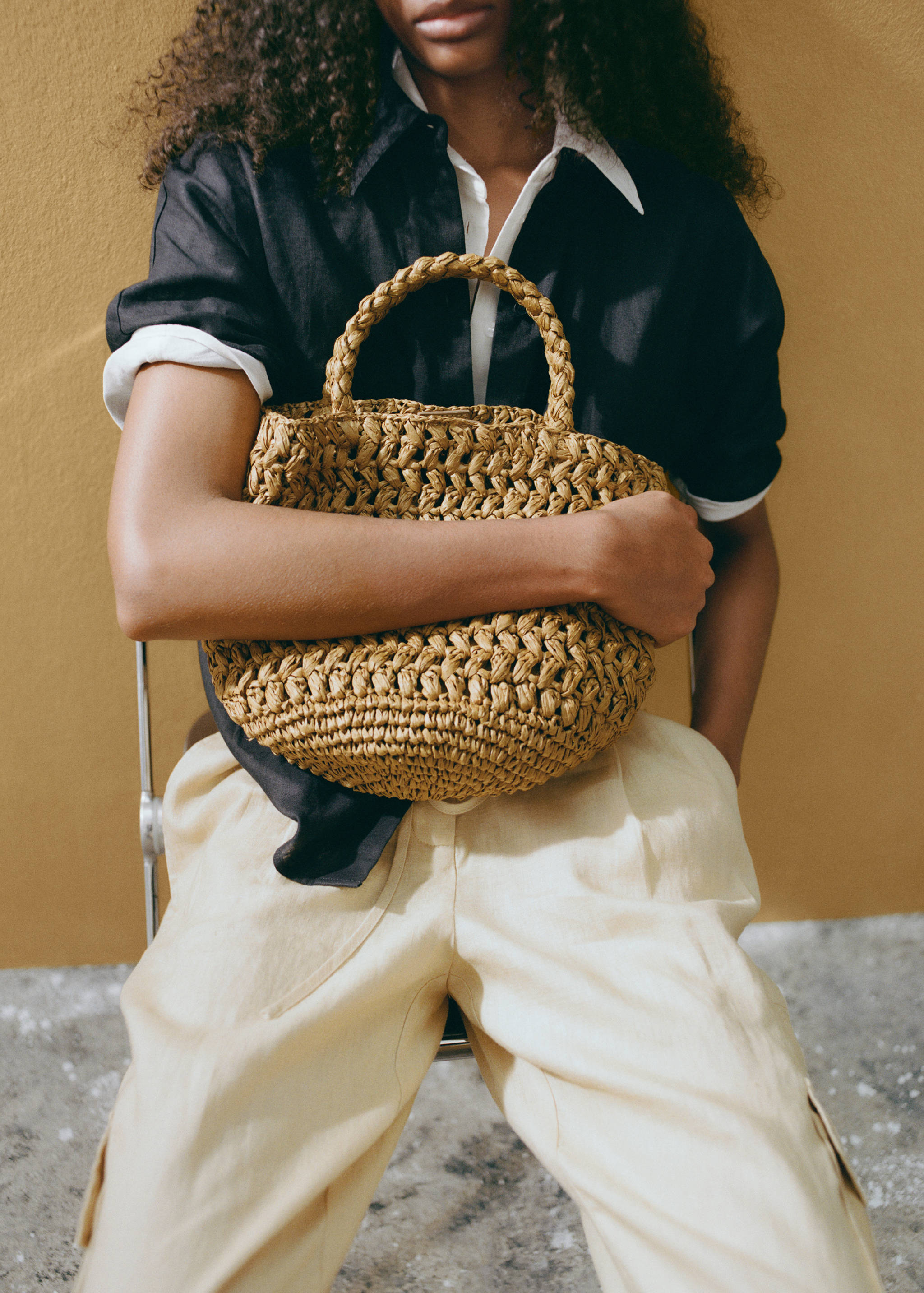 Natural-fibre double-handle bucket bag - General plane