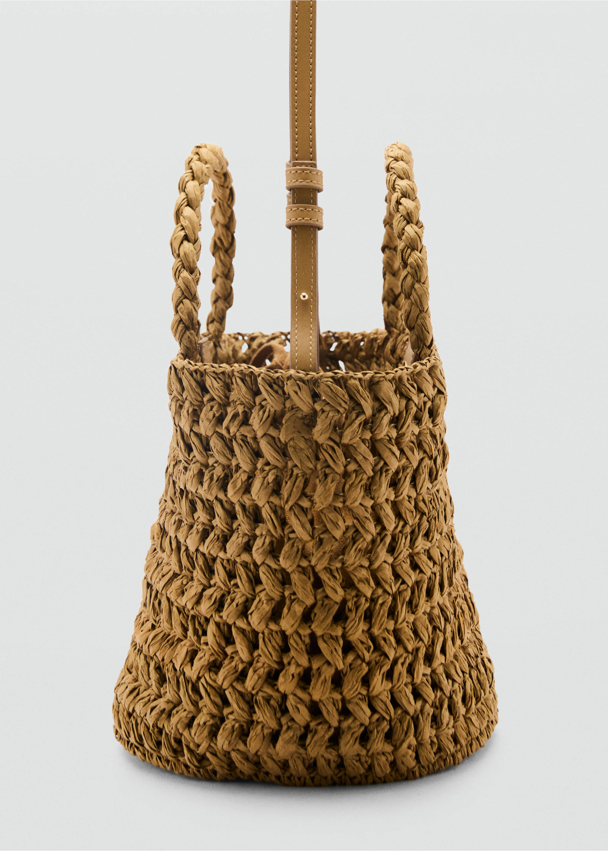 Natural-fibre double-handle bucket bag - Details of the article 2, Olive Green. Ref: 87017164-00.