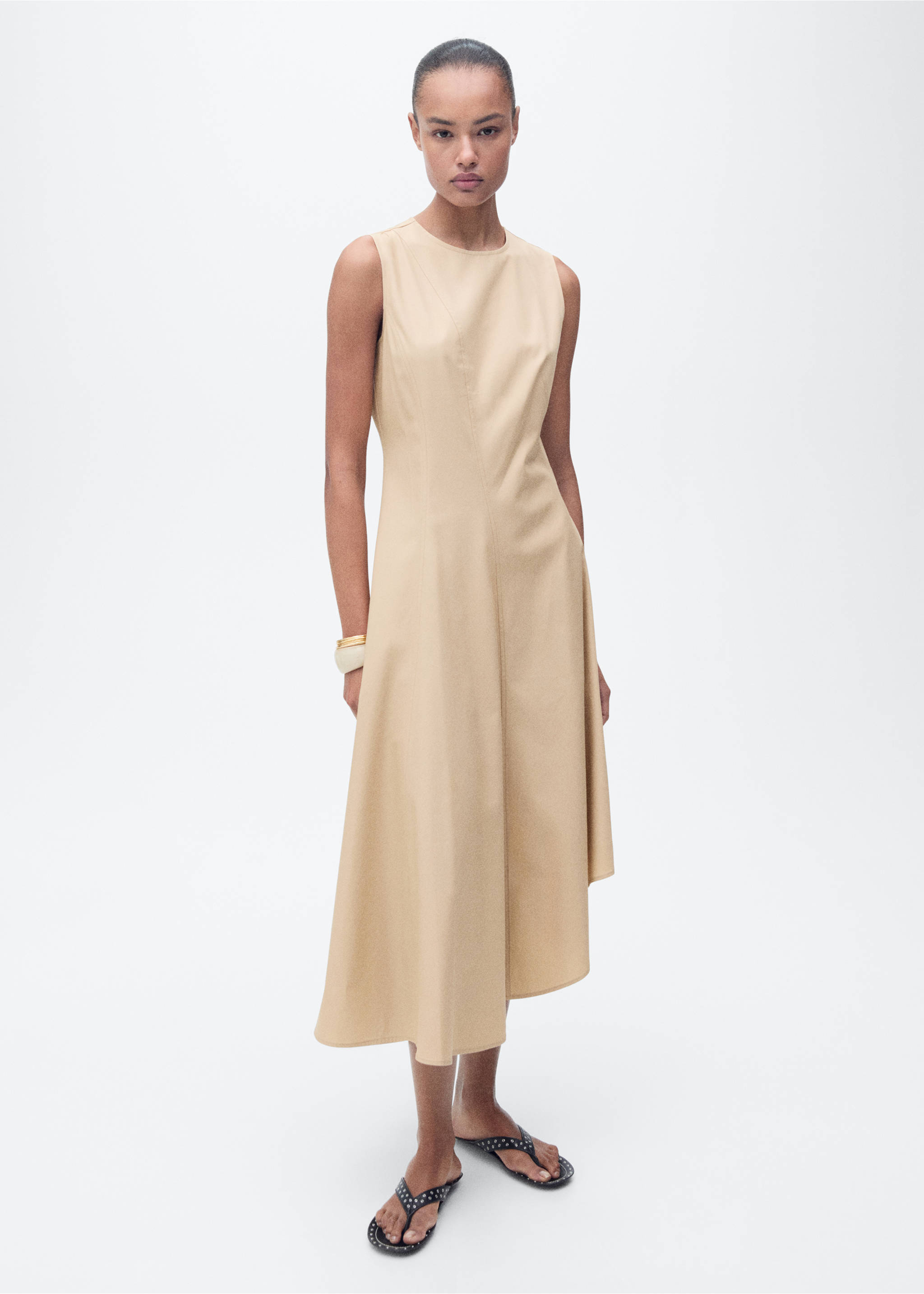 Asymmetrical flared dress - General plane, Ecru. Ref: 87017167-00.