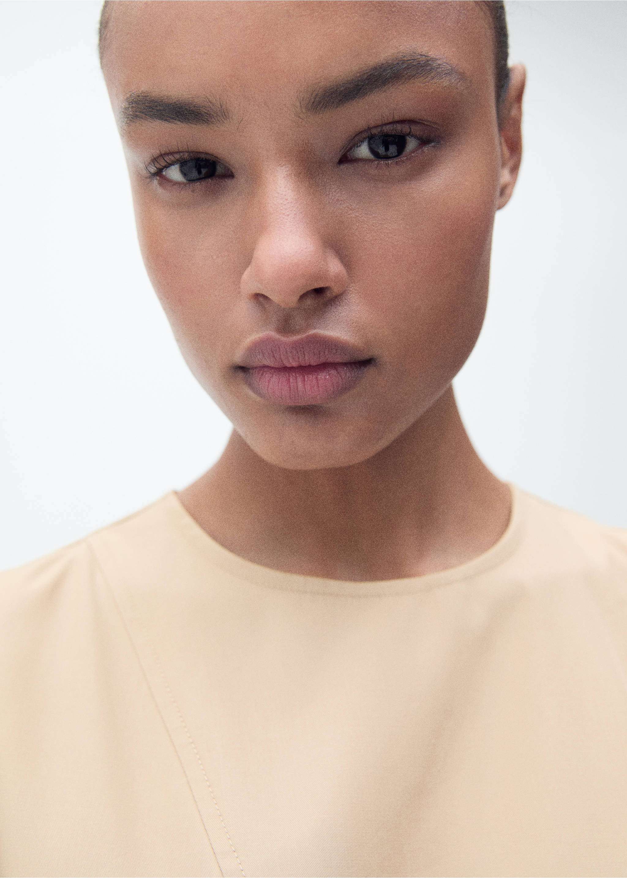 Asymmetrical flared dress - Details of the article 1, Ecru. Ref: 87017167-00.