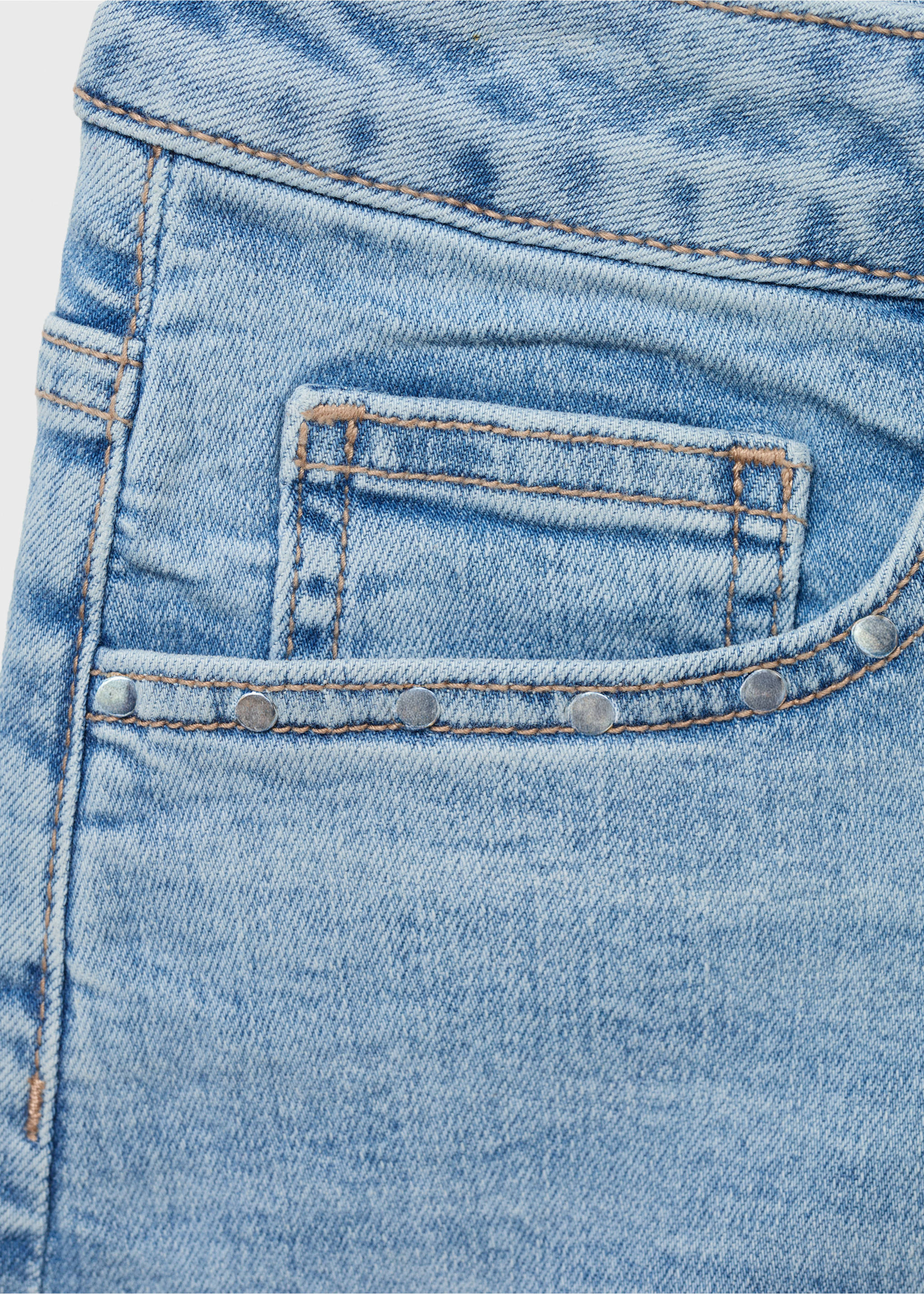 Shorts tachuelas low waist - Detalle del artículo 0, Azul claro. Ref: 87017171-00.