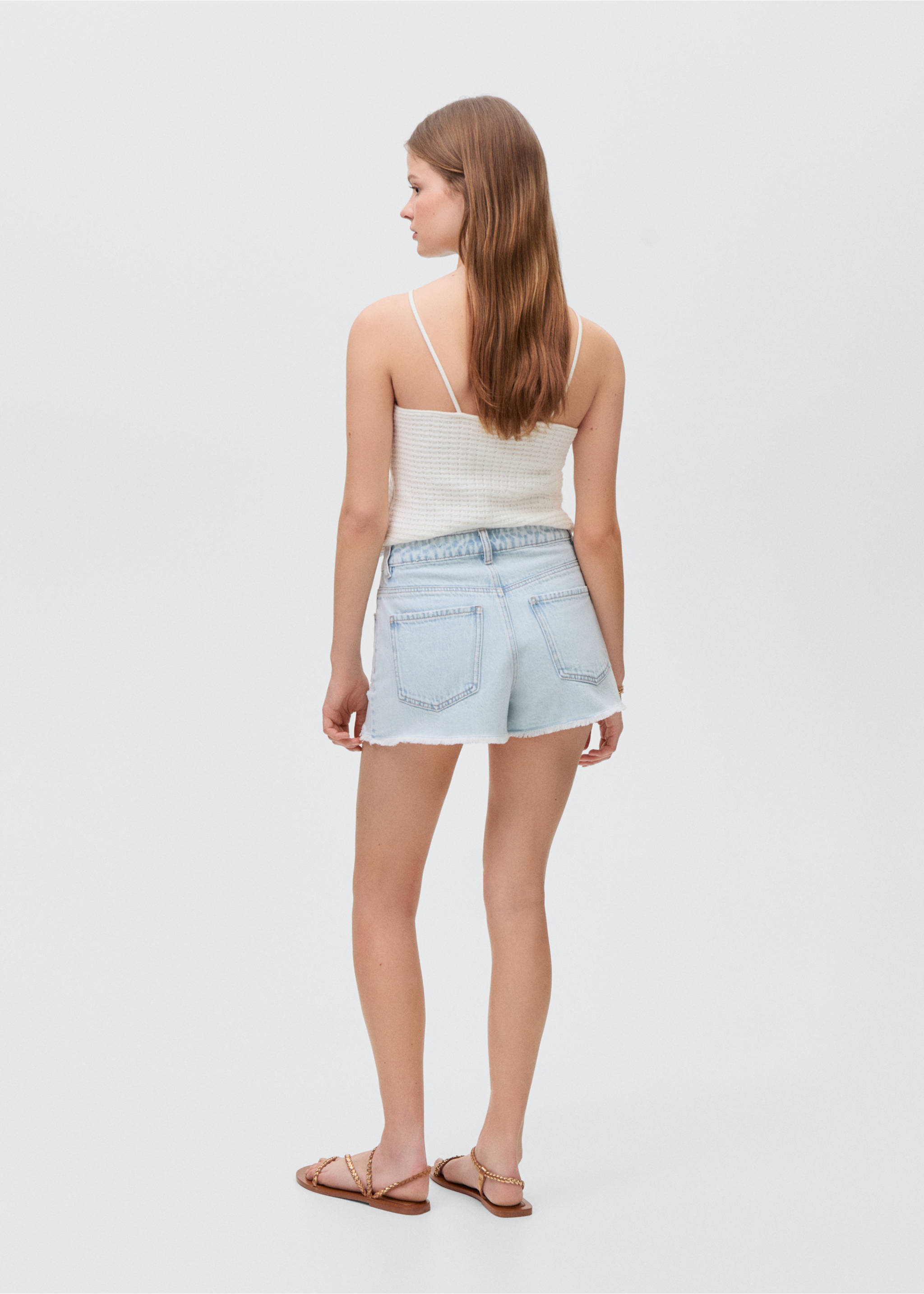 Shorts vaqueros rotos - Reverso del artículo, Azul claro. Ref: 87017182-00.