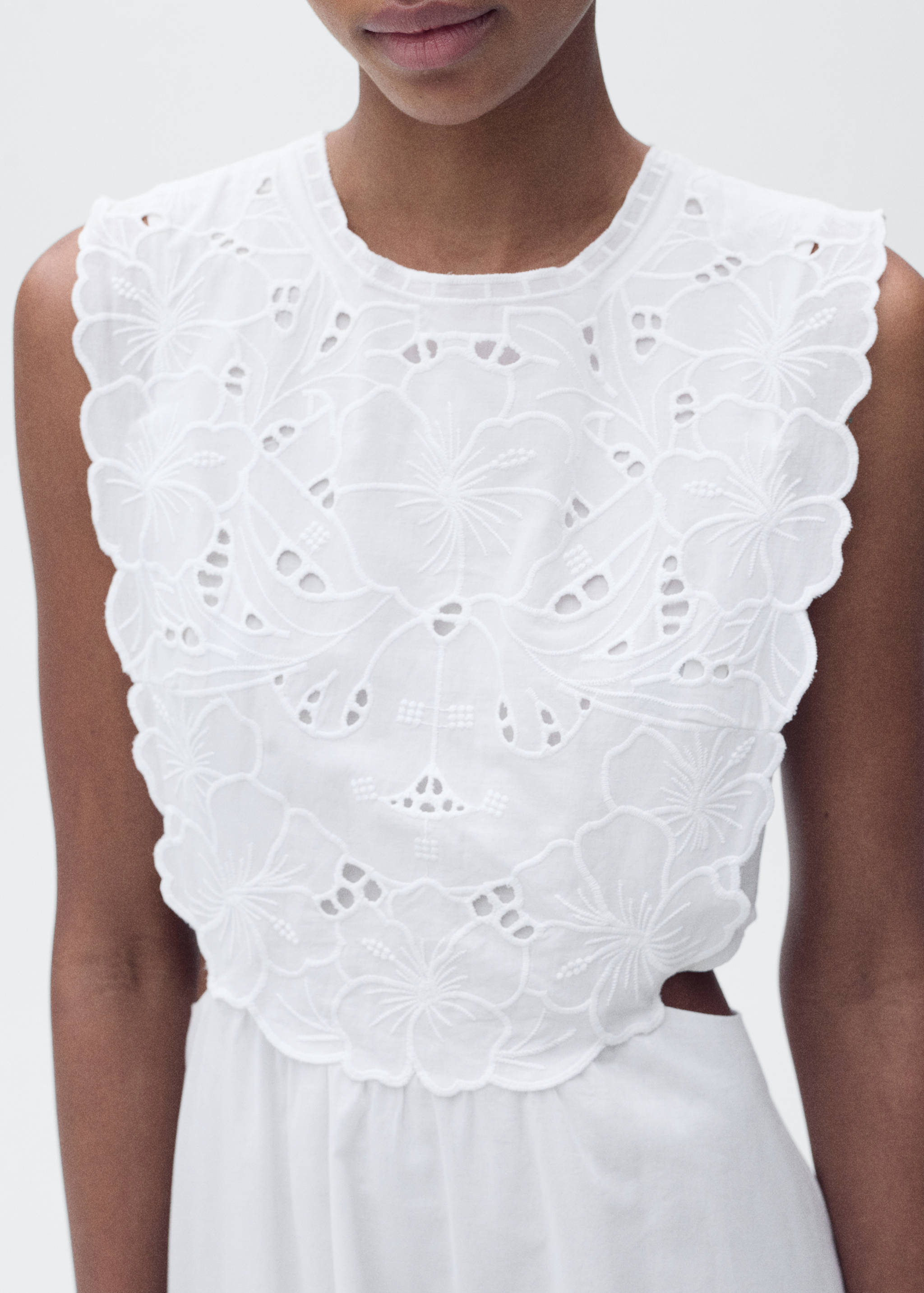 Embroidered dress with side slits - Women | MANGO OUTLET USA