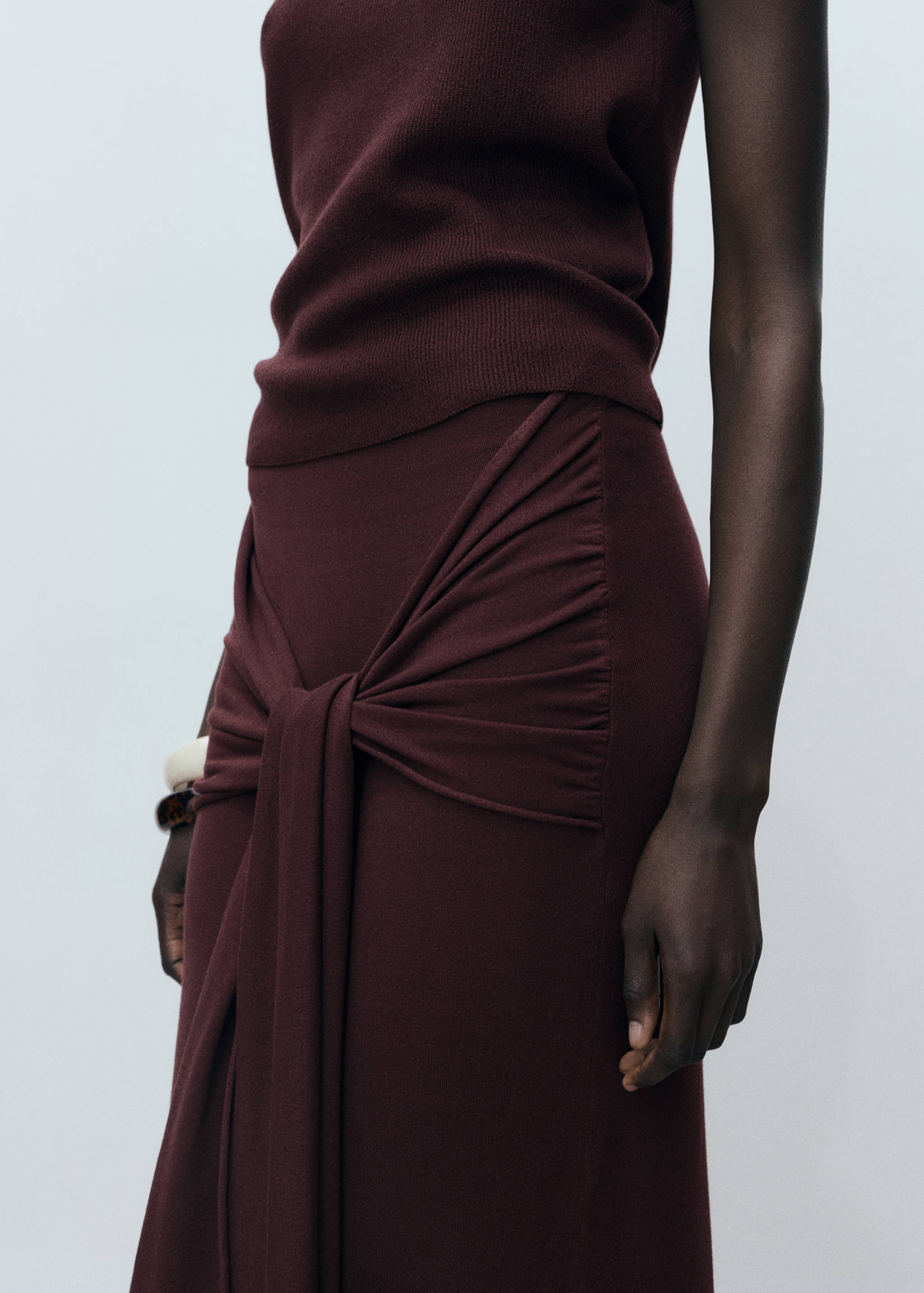 Knitted skirt with knot detail - Details of the article 6