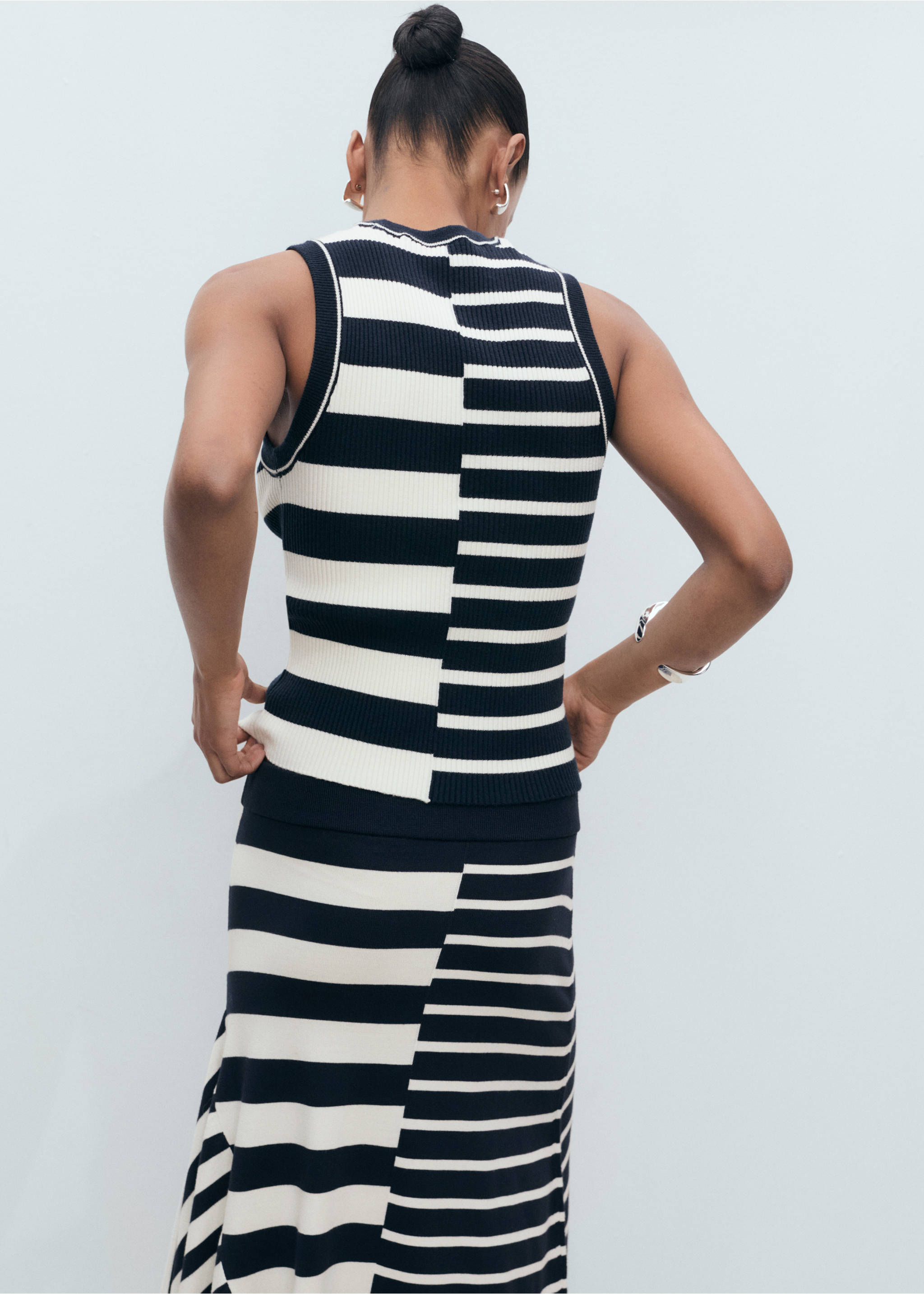 Striped knit top - Reverse of the article, Dark Navy. Ref: 87017193-00.