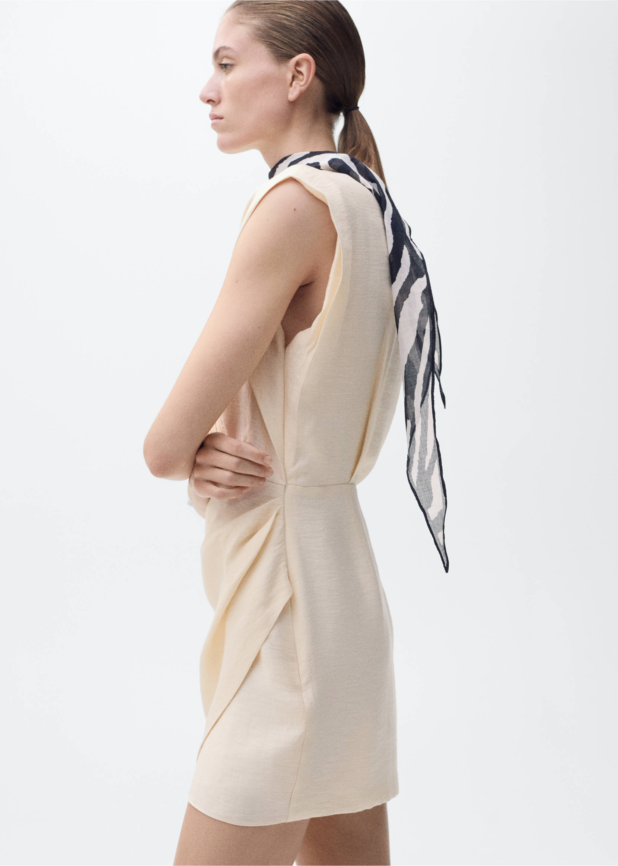 Lyocell wrap dress - Details of the article 2, Ecru. Ref: 87017195-00.