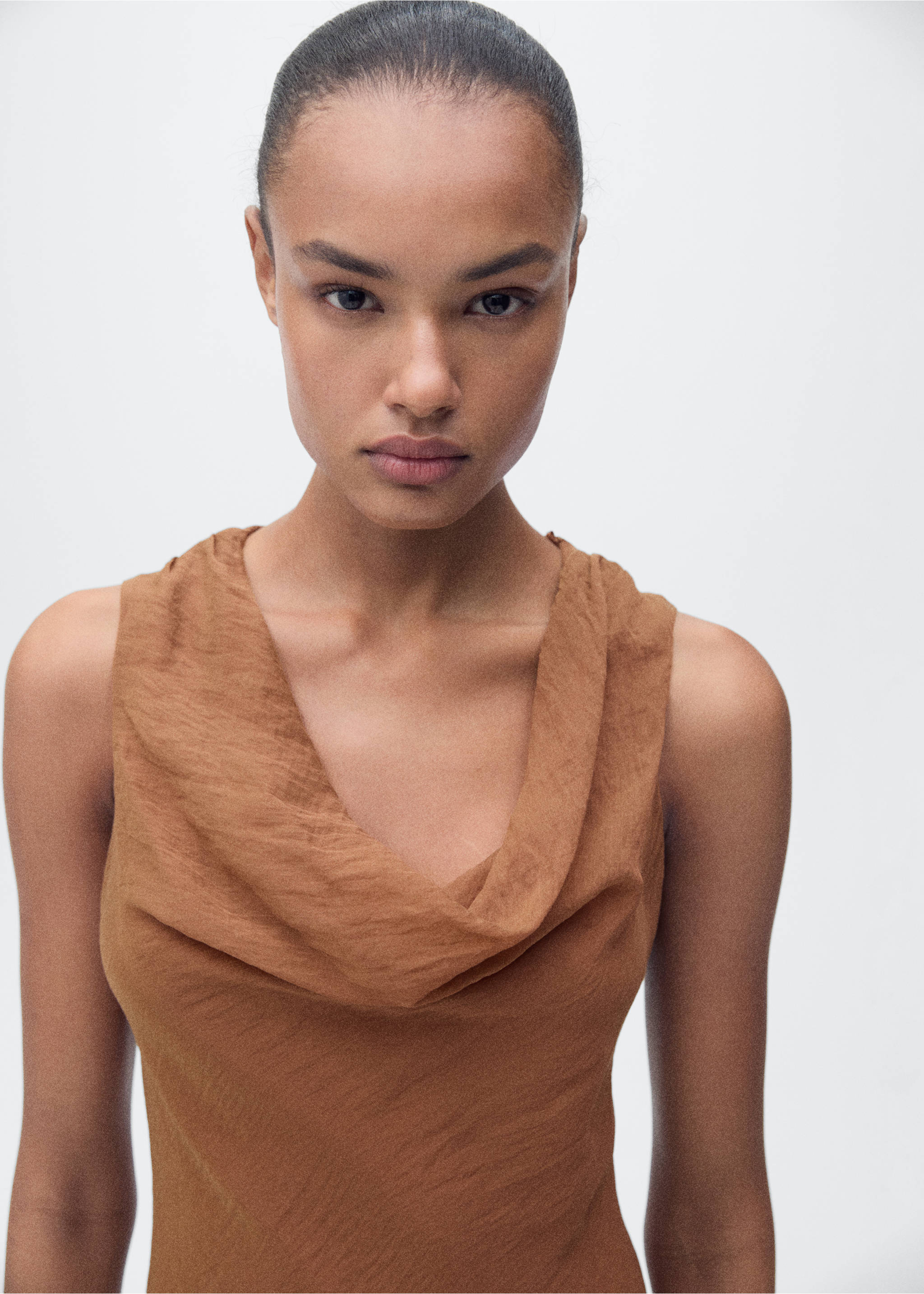 Draped-neck lyocell dress - Details of the article 1, Brown. Ref: 87017198-00.