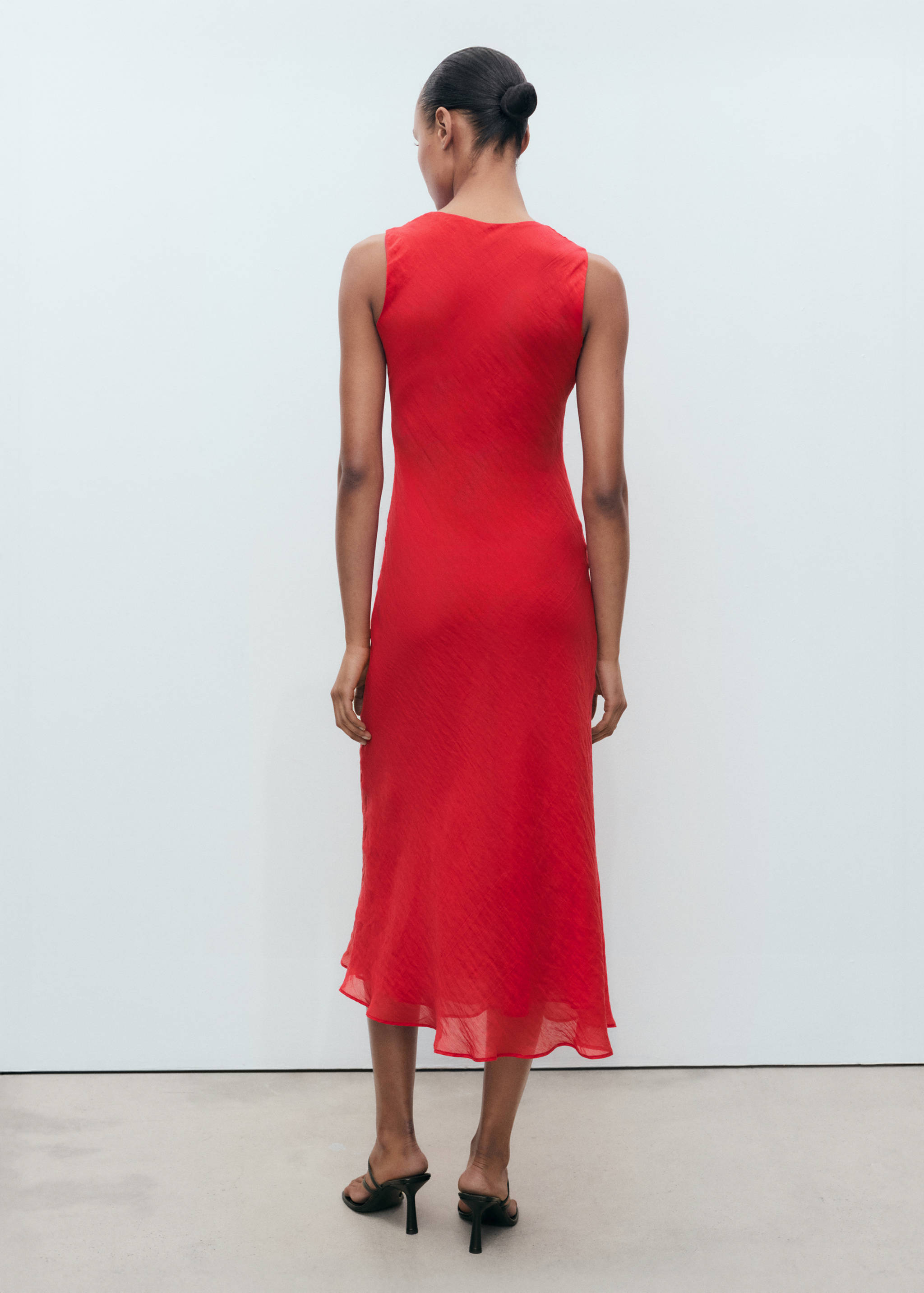 Draped-neck lyocell dress - Reverse of the article