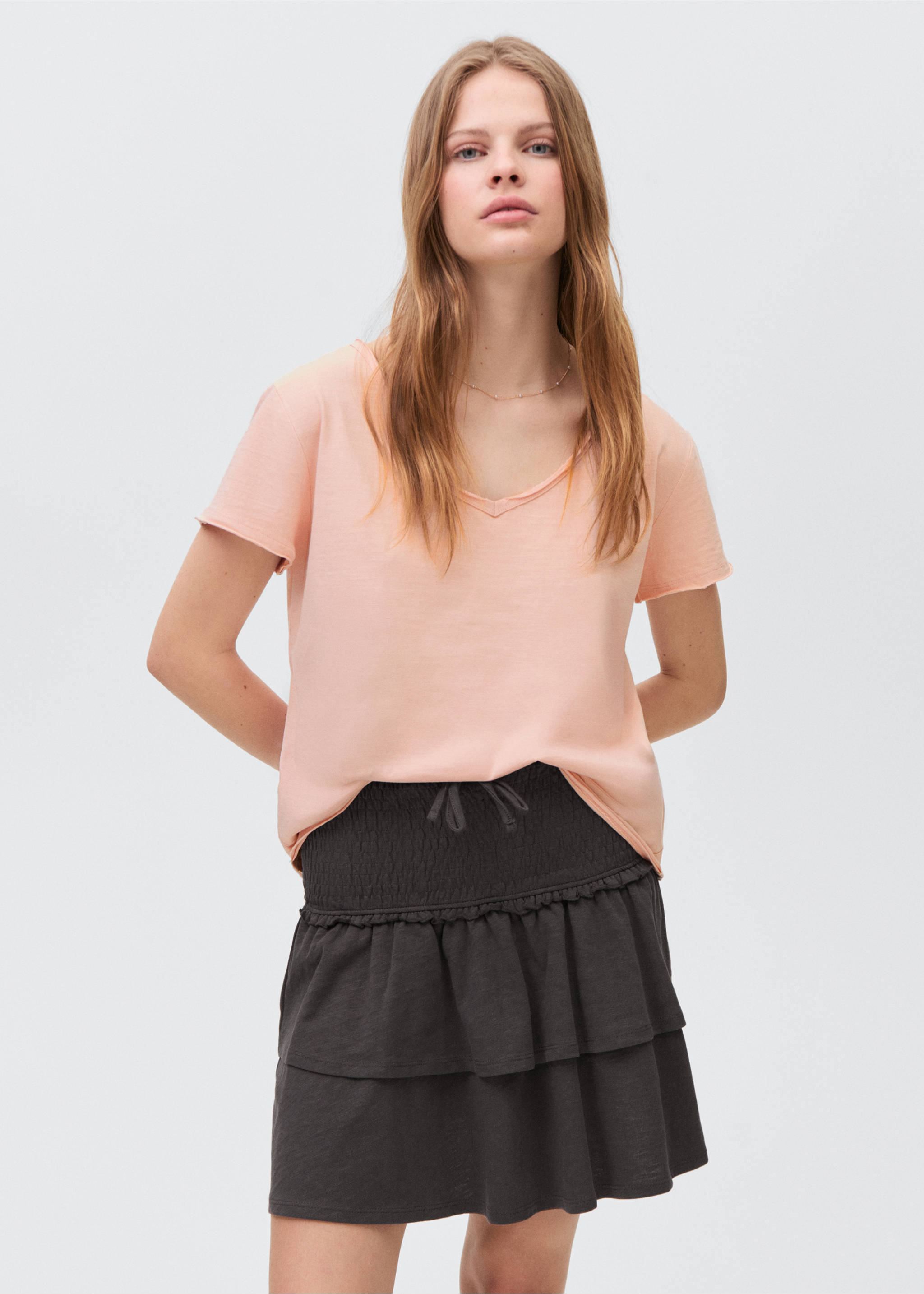 Camiseta algodón cuello pico - Plano medio, Fresa. Ref: 87017686-00.