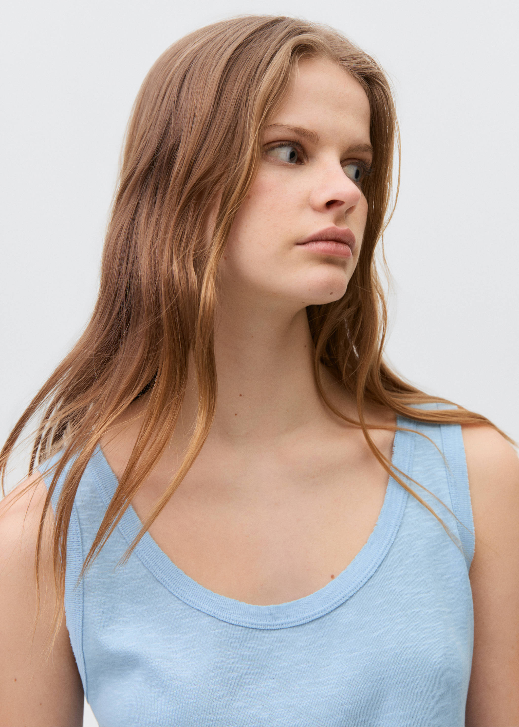 Ärmelloses Baumwoll-T-Shirt - Detail des Artikels 1, Himmelblau. Ref: 87017687-00.