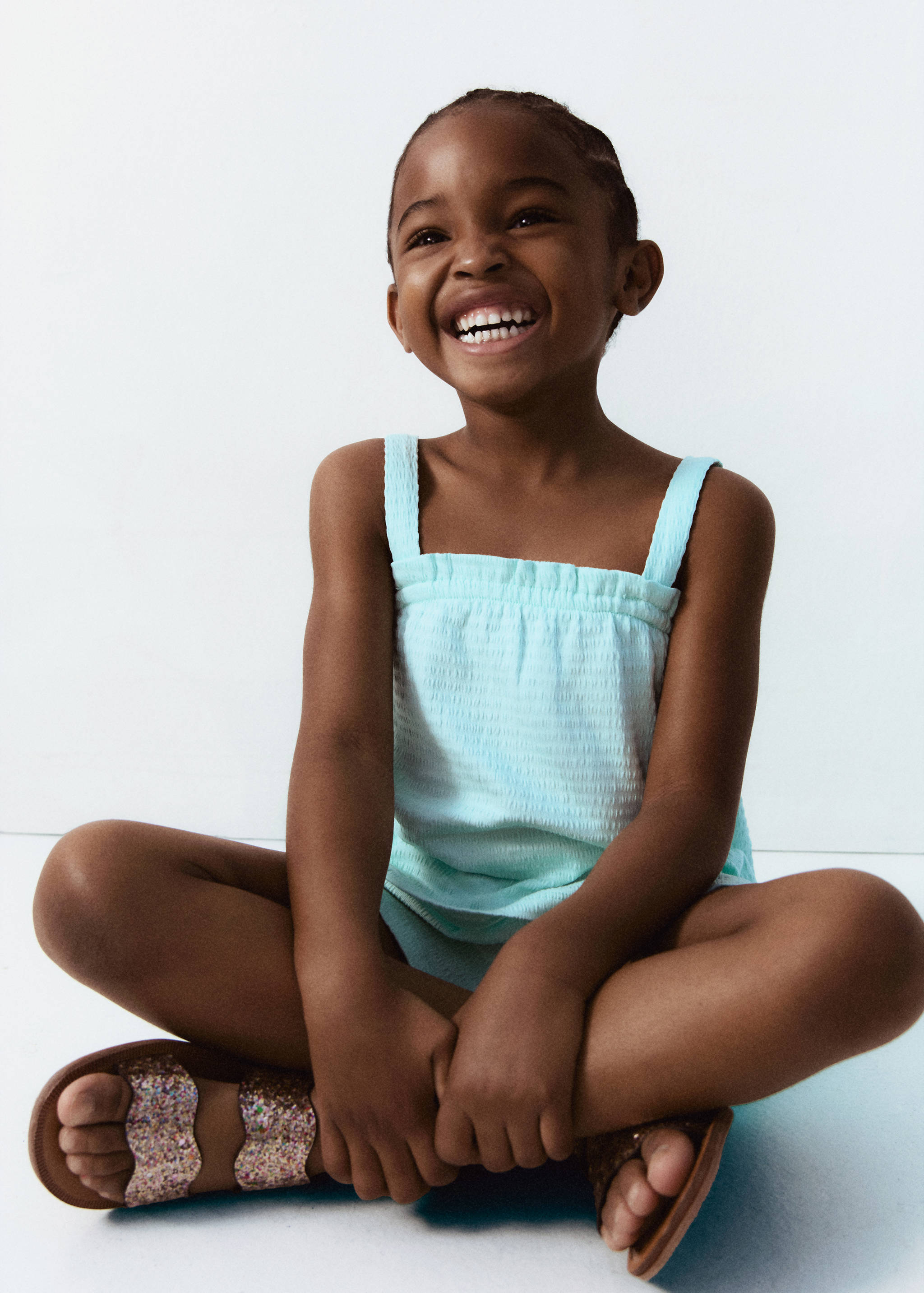 T-shirt med axelband och volang - Detaljer om artikeln 5