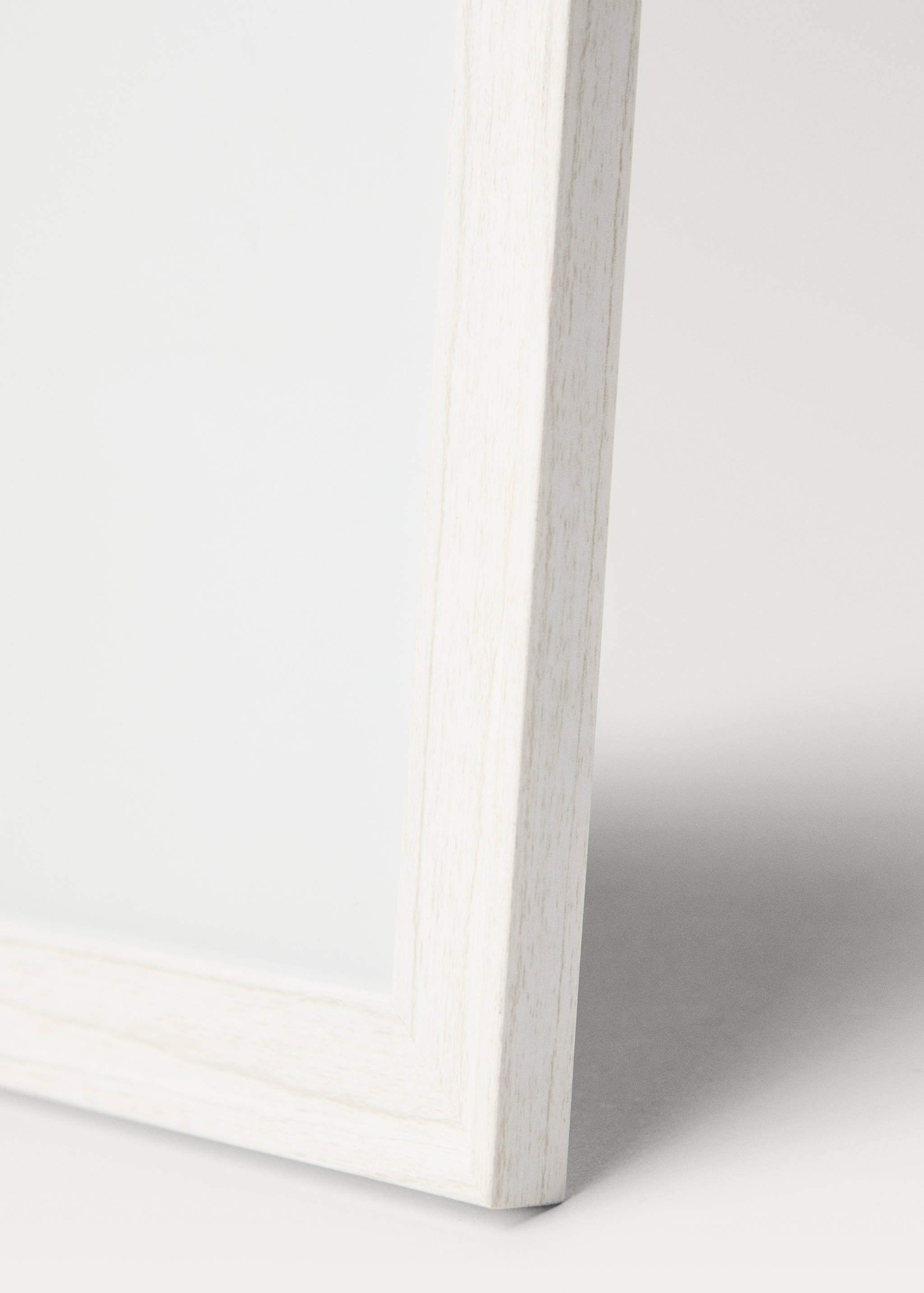 Medium wood-effect frame - Details of the article 3