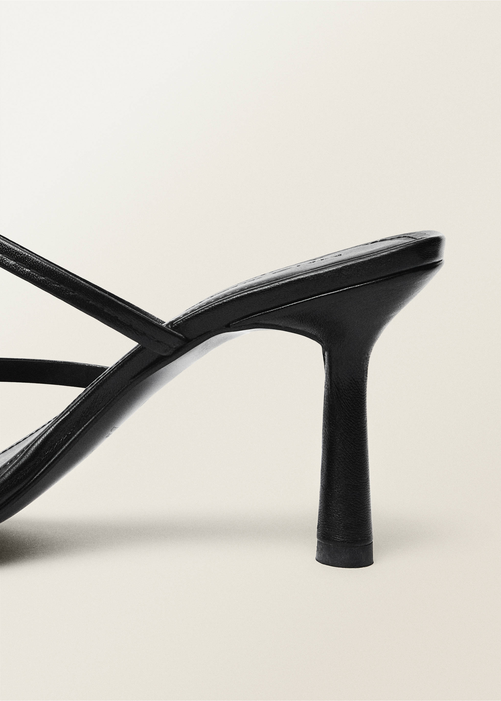 Heeled leather sandals with straps - Details of the article 1, Black. Ref: 87017717-00.