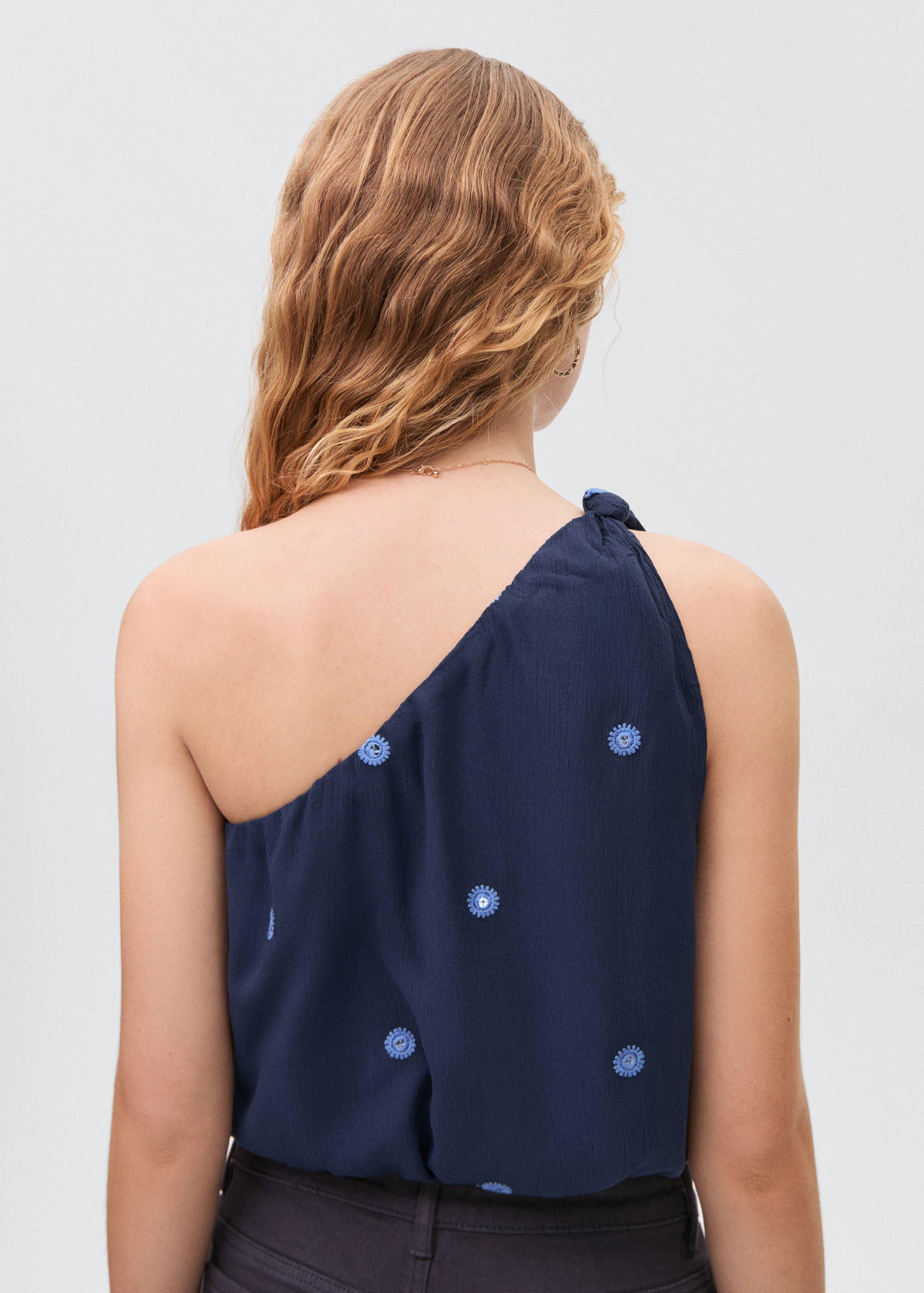Asymmetrical top with embroidered panel - Reverse of the article