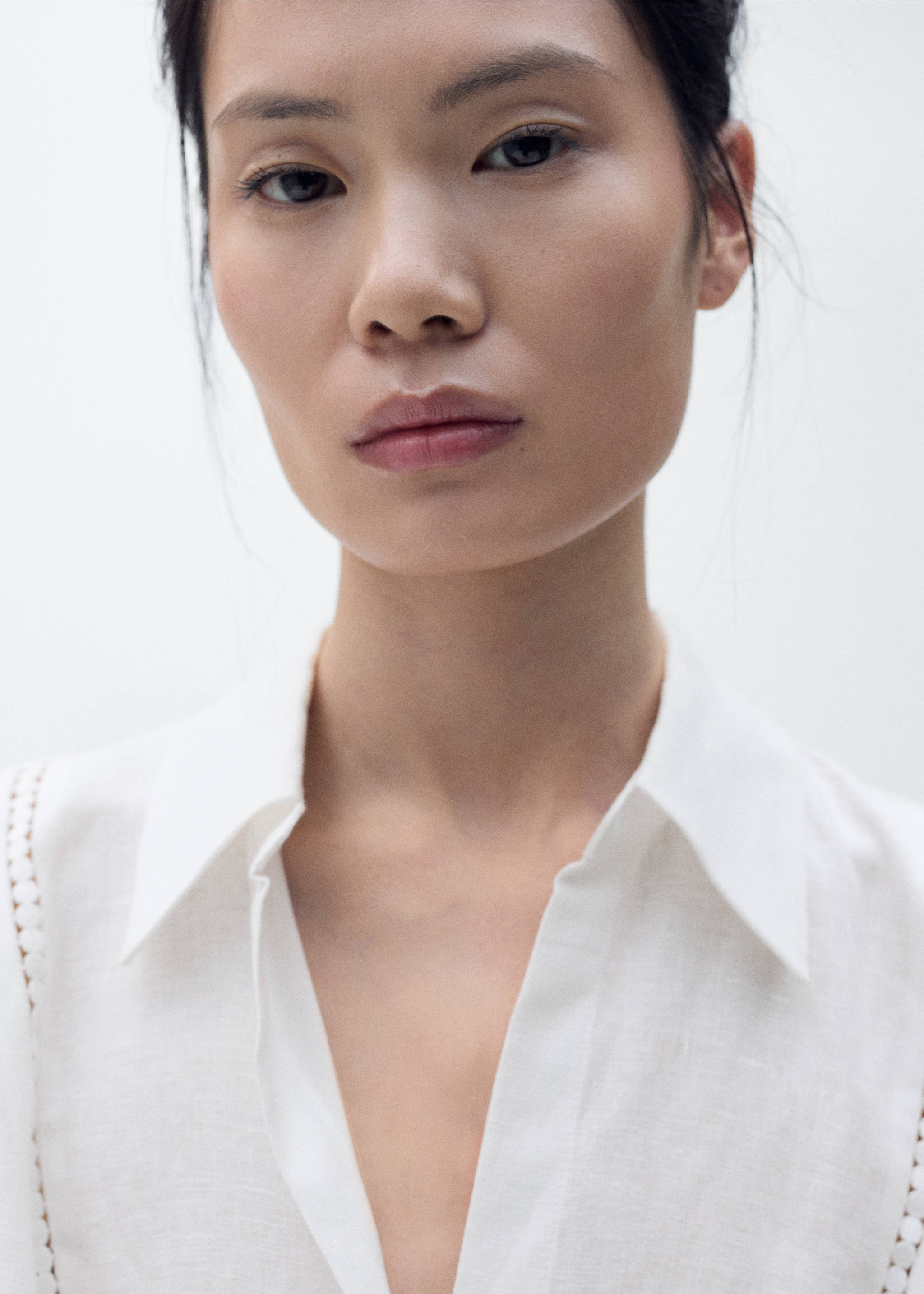 Belt linen dress - Details of the article 1, White. Ref: 87018644-00.