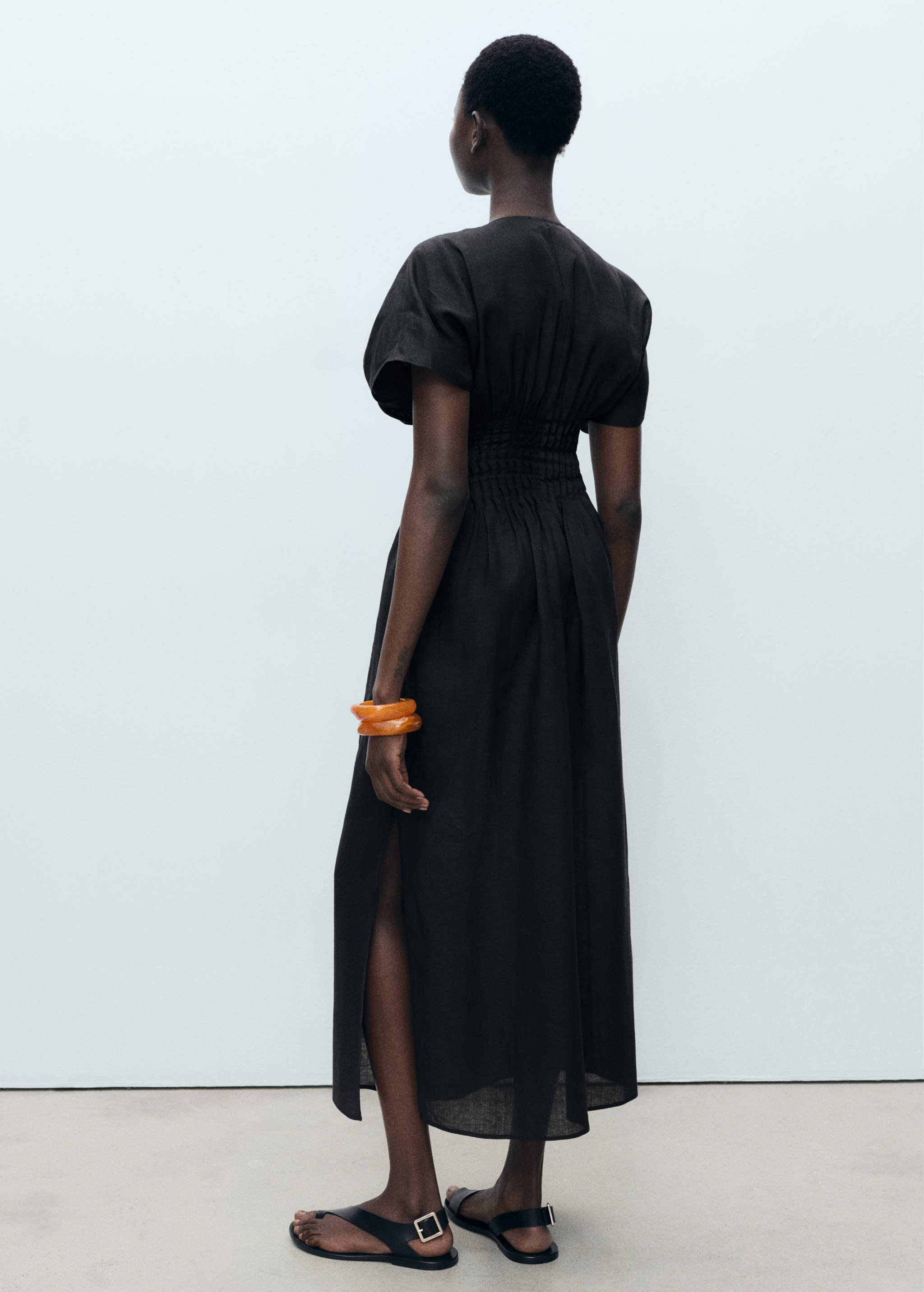 Vestido largo lino panel fruncido - Reverso del artículo