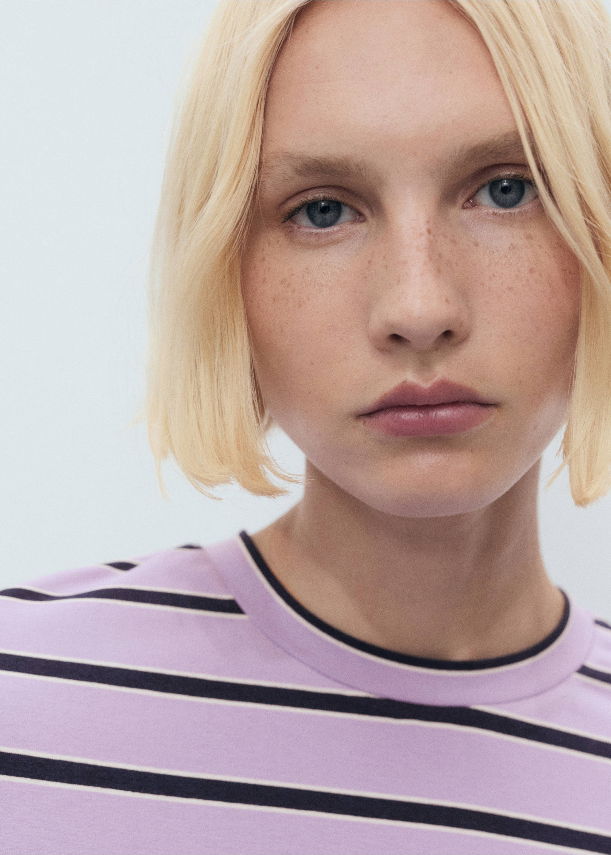 Striped oversized t-shirt - Details of the article 1, Light/Pastel Purple. Ref: 87018653-00.