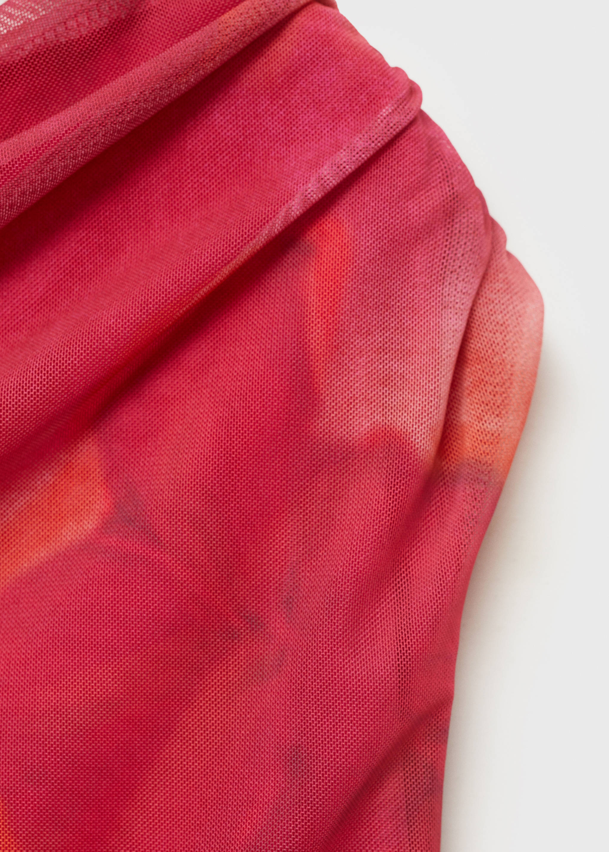 Midi-Kleid mit Blumenmuster und asymmetrischem Ausschnitt - Detail des Artikels 8