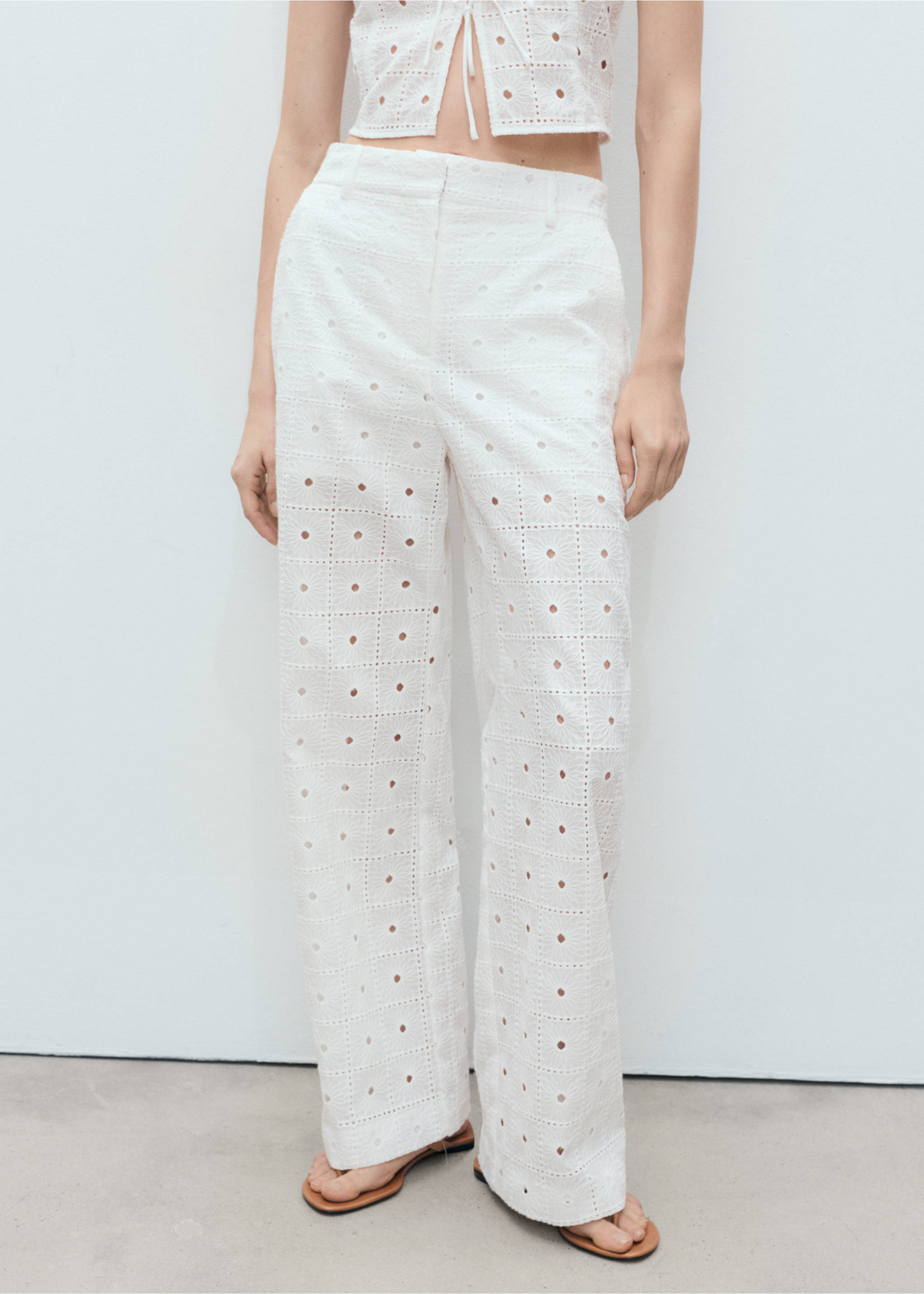 Pantalón recto algodón bordado - Plano medio, Blanco. Ref: 87019065-00.