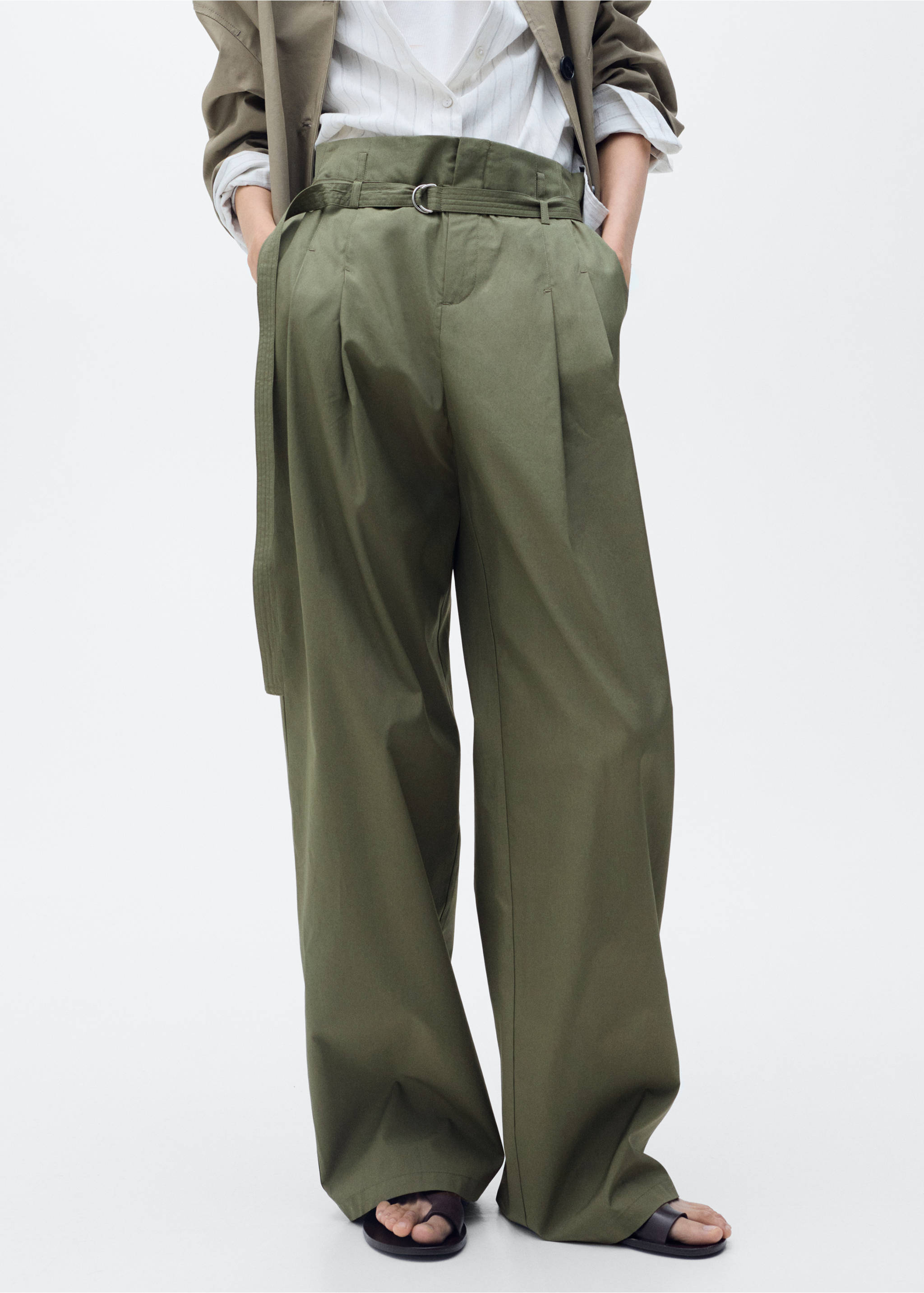 Wide leg trousers with belt - Medium plane, Khaki. Ref: 87019066-00.
