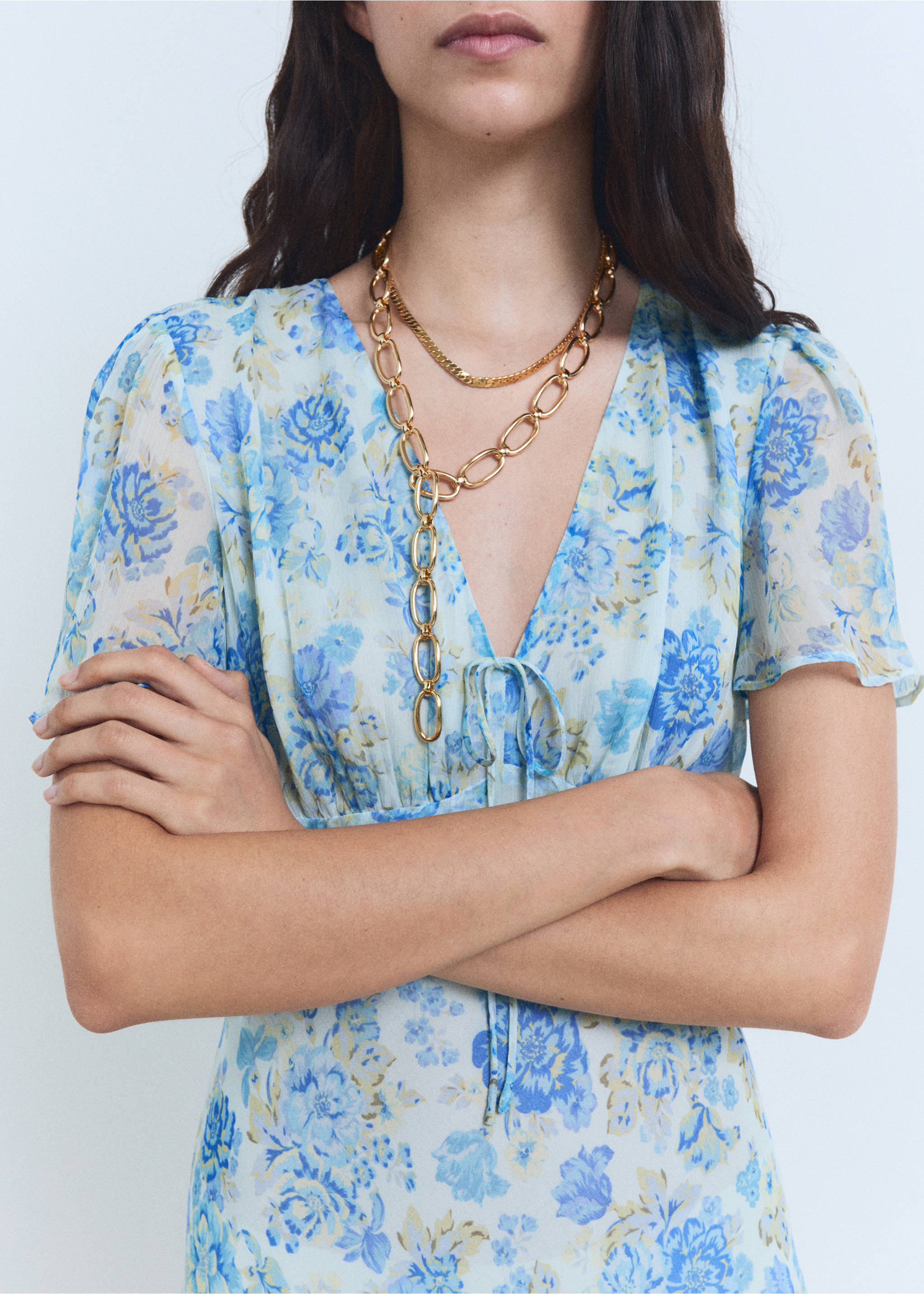 Vestido midi floral manga corta - Detalle del artículo 6, Azul. Ref: 87019068-00.