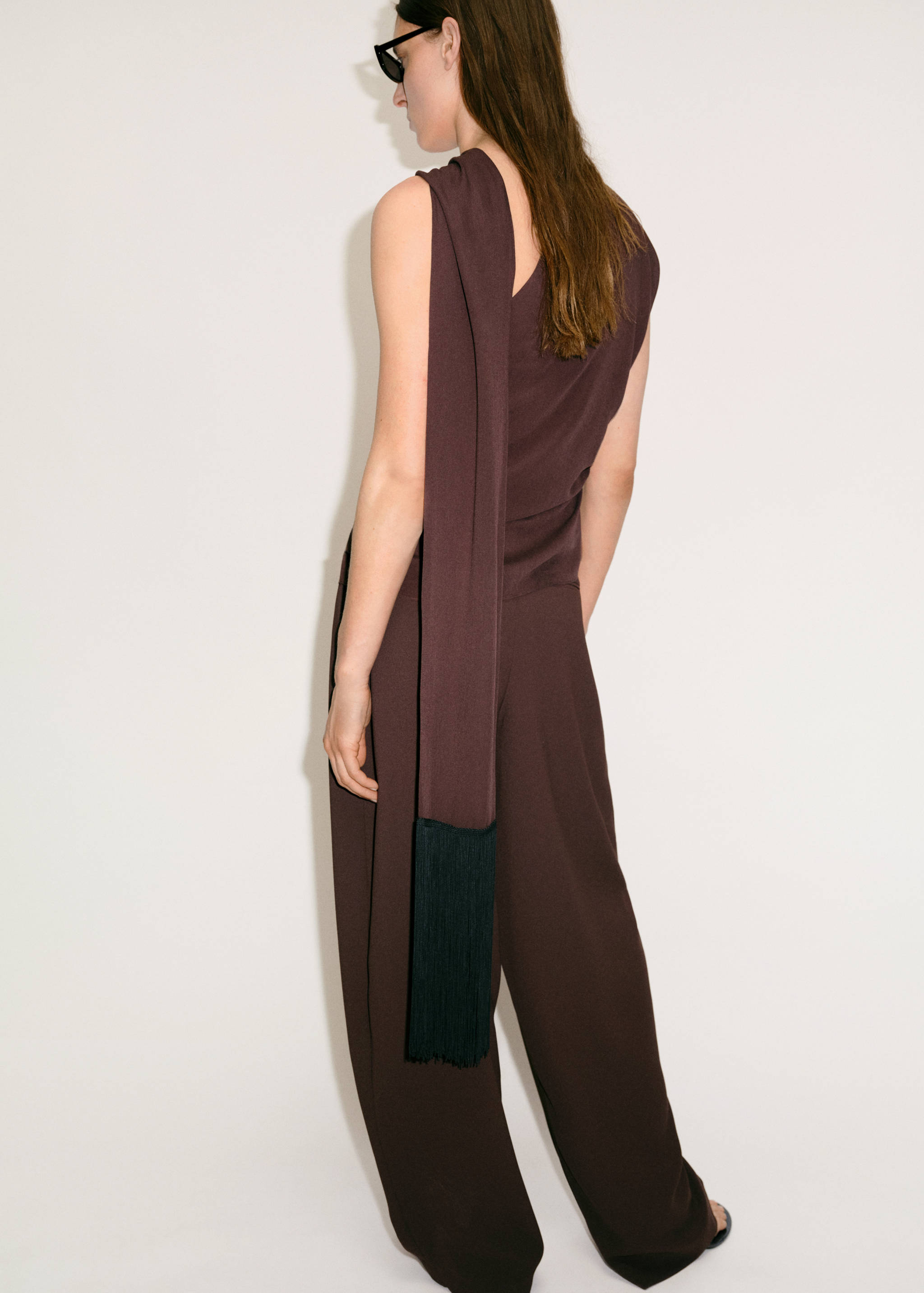 Blouse asymétrique avec foulard et détails à franges - Verso de l’article