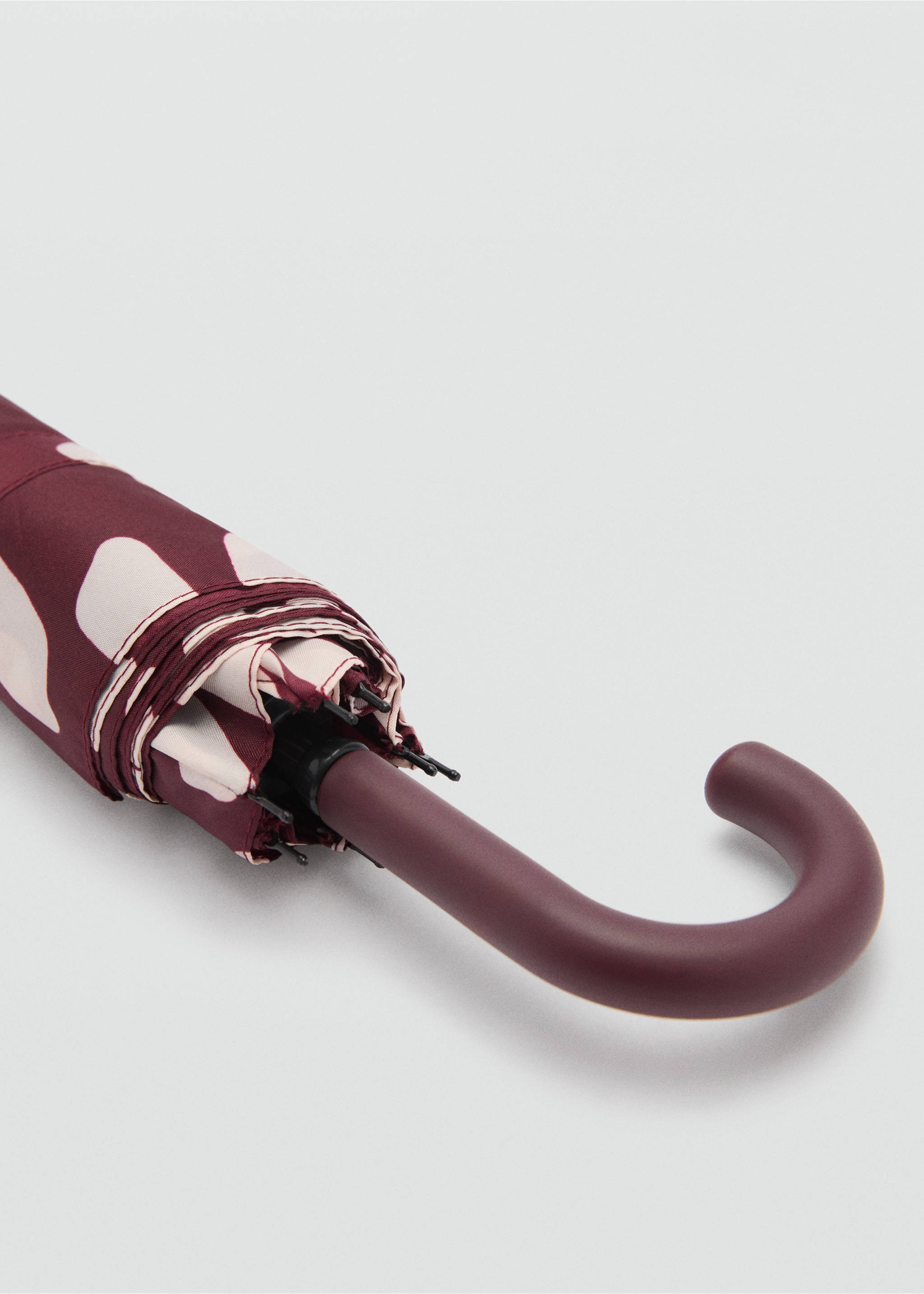 Flower print umbrella - Details of the article 2, Burgundy. Ref: 87020236-00.