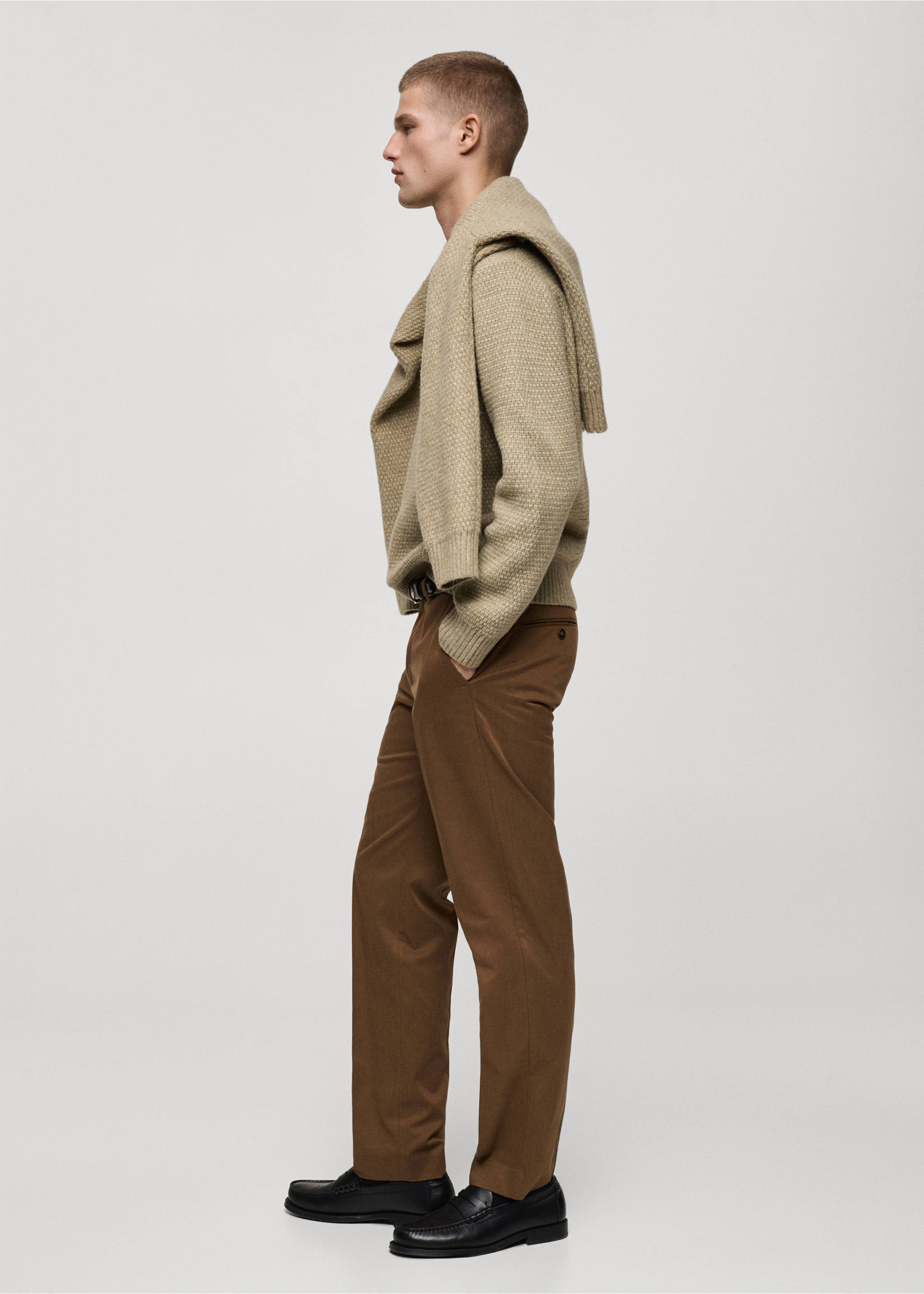 Regular-fit cotton trousers - Details of the article 2, Brown. Ref: 87020252-00.