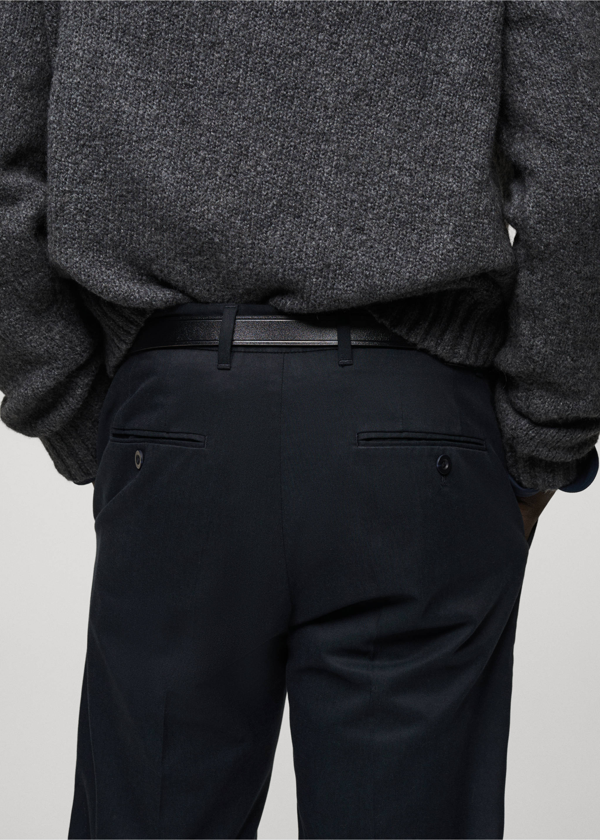 Regular-fit cotton trousers - Details of the article 6, Dark Navy. Ref: 87020252-00.