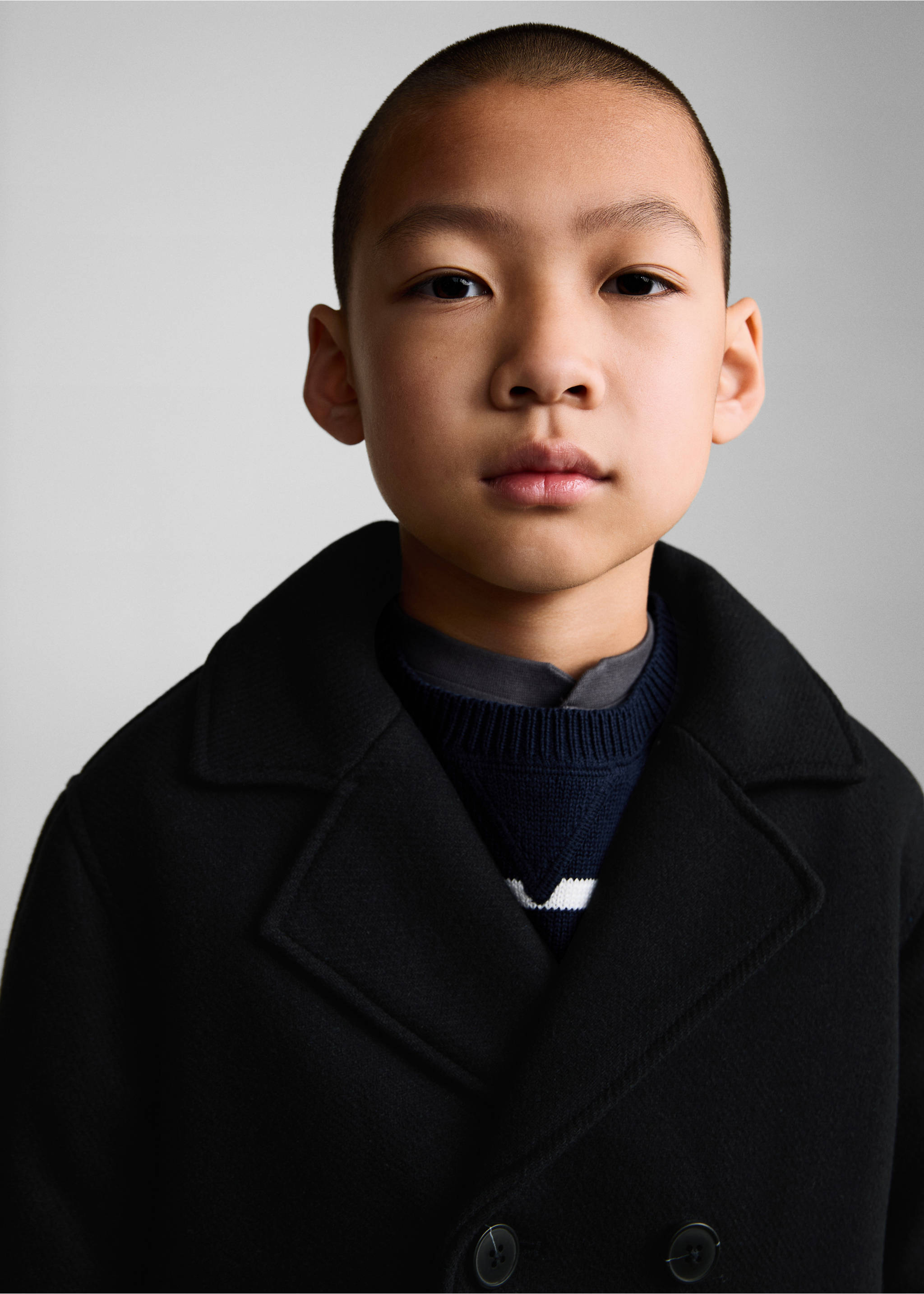 Buttoned wool coat - Details of the article 1, Dark Navy. Ref: 87020288-00.