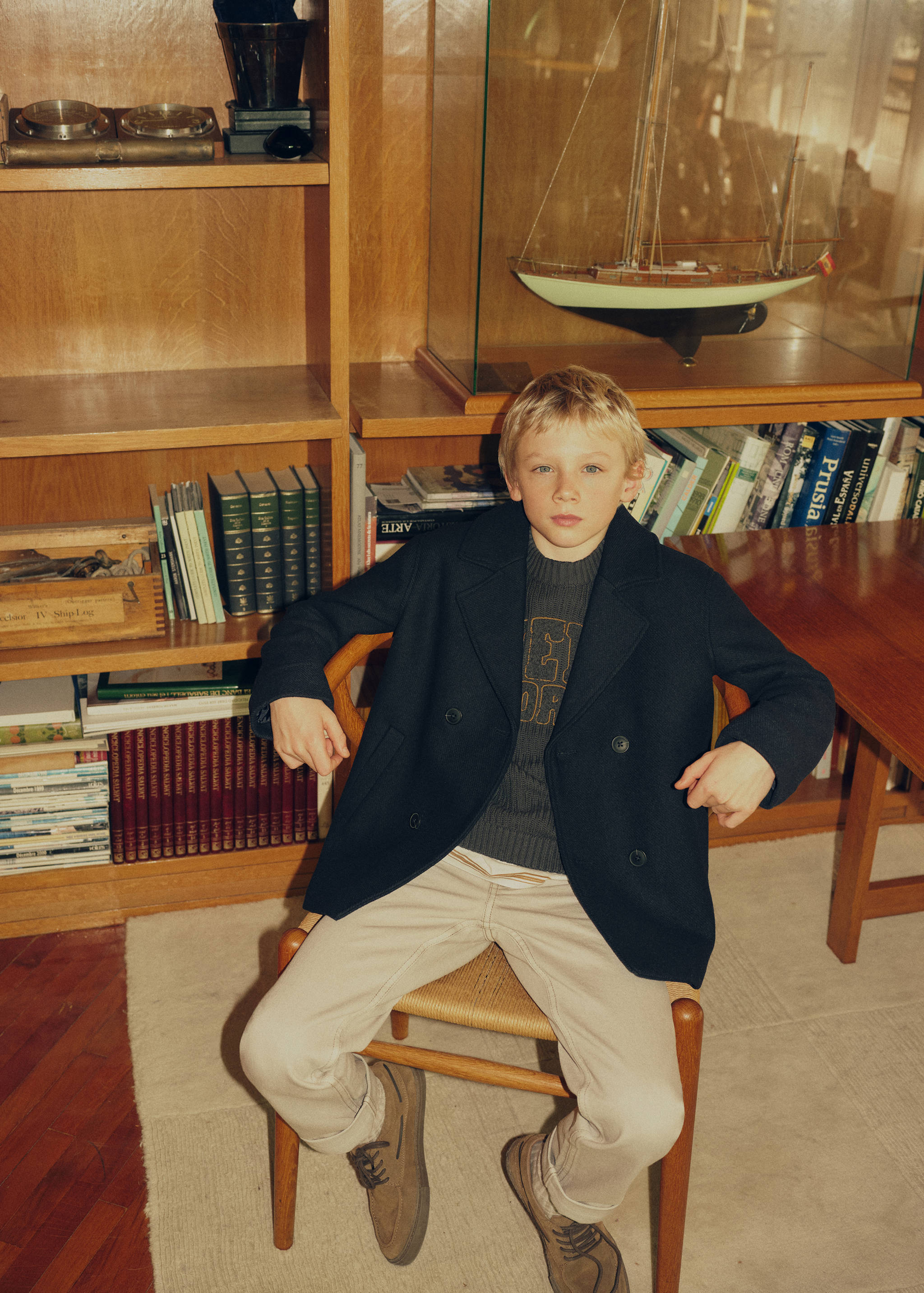 Buttoned wool coat - Details of the article 5