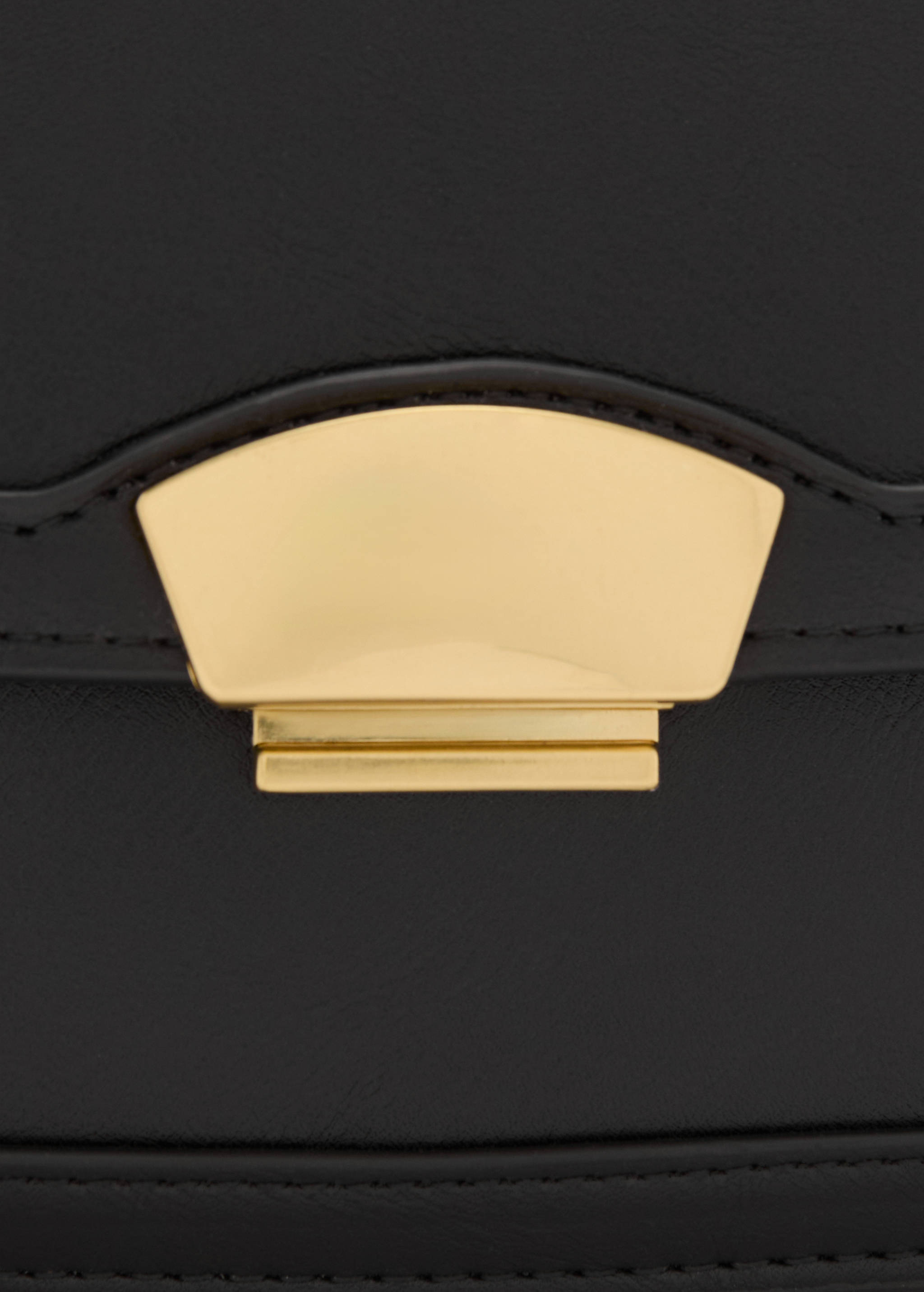 Crossbody bag with metal closure - Details of the article 1