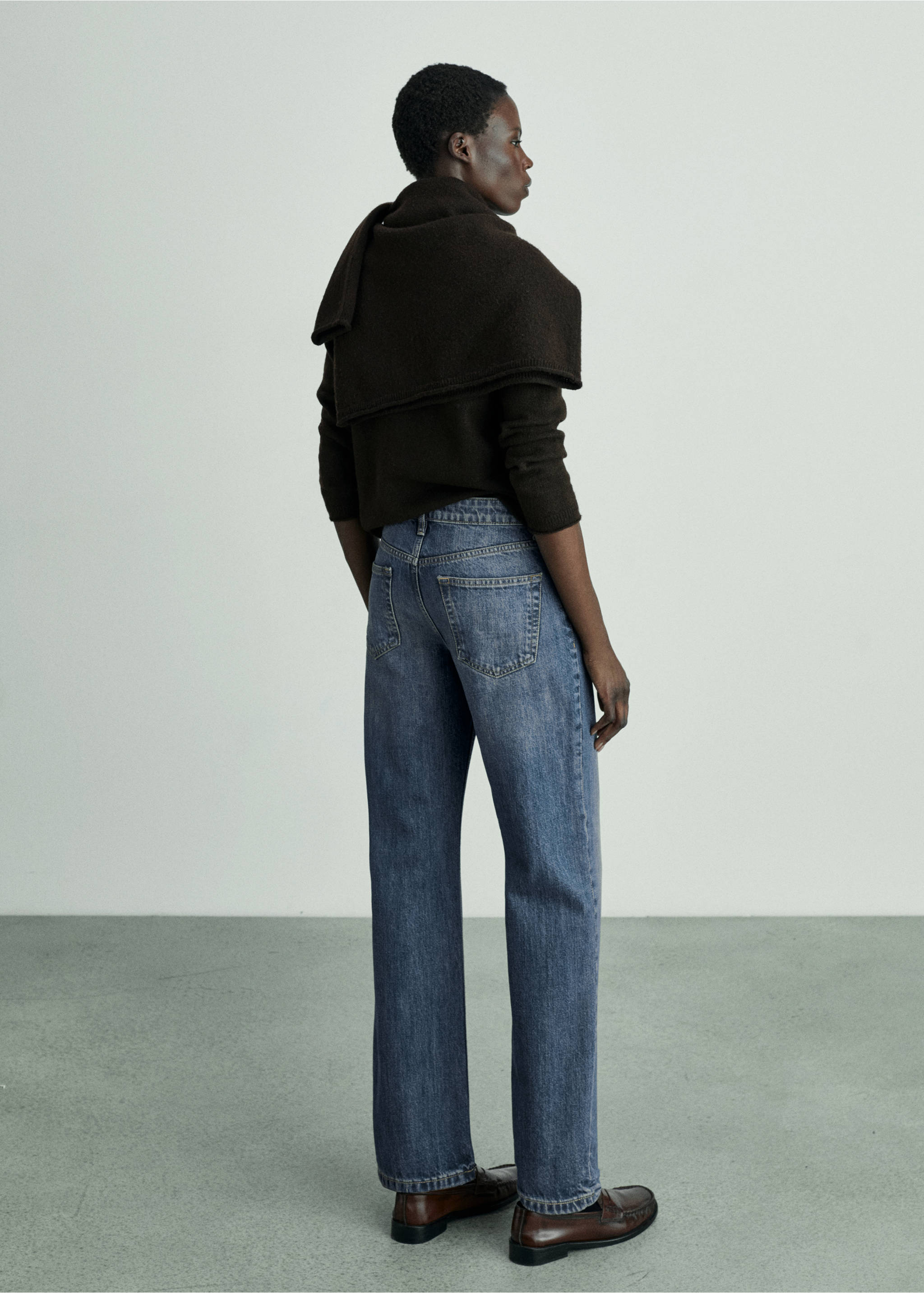 Mid-rise straight jeans - Reverse of the article, Dark Blue. Ref: 87020429-00.
