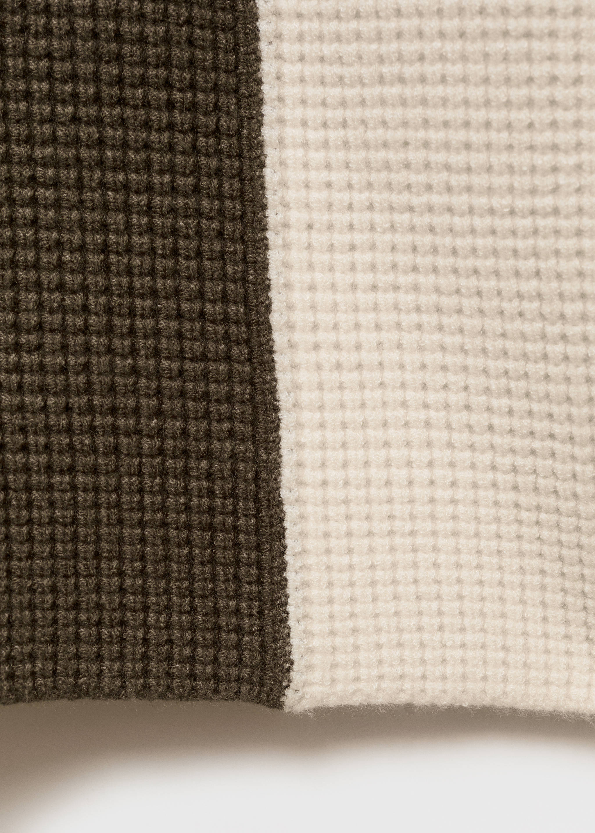 Pull-over en maille à rayures - Détail de l'article 0