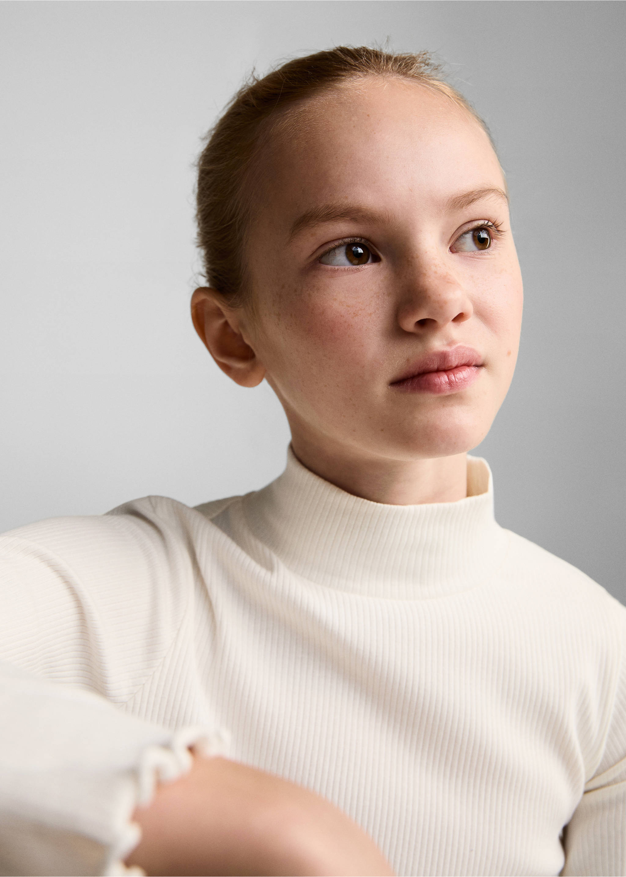 Ribbed high neck t-shirt - Details of the article 1, Off White. Ref: 87020447-00.