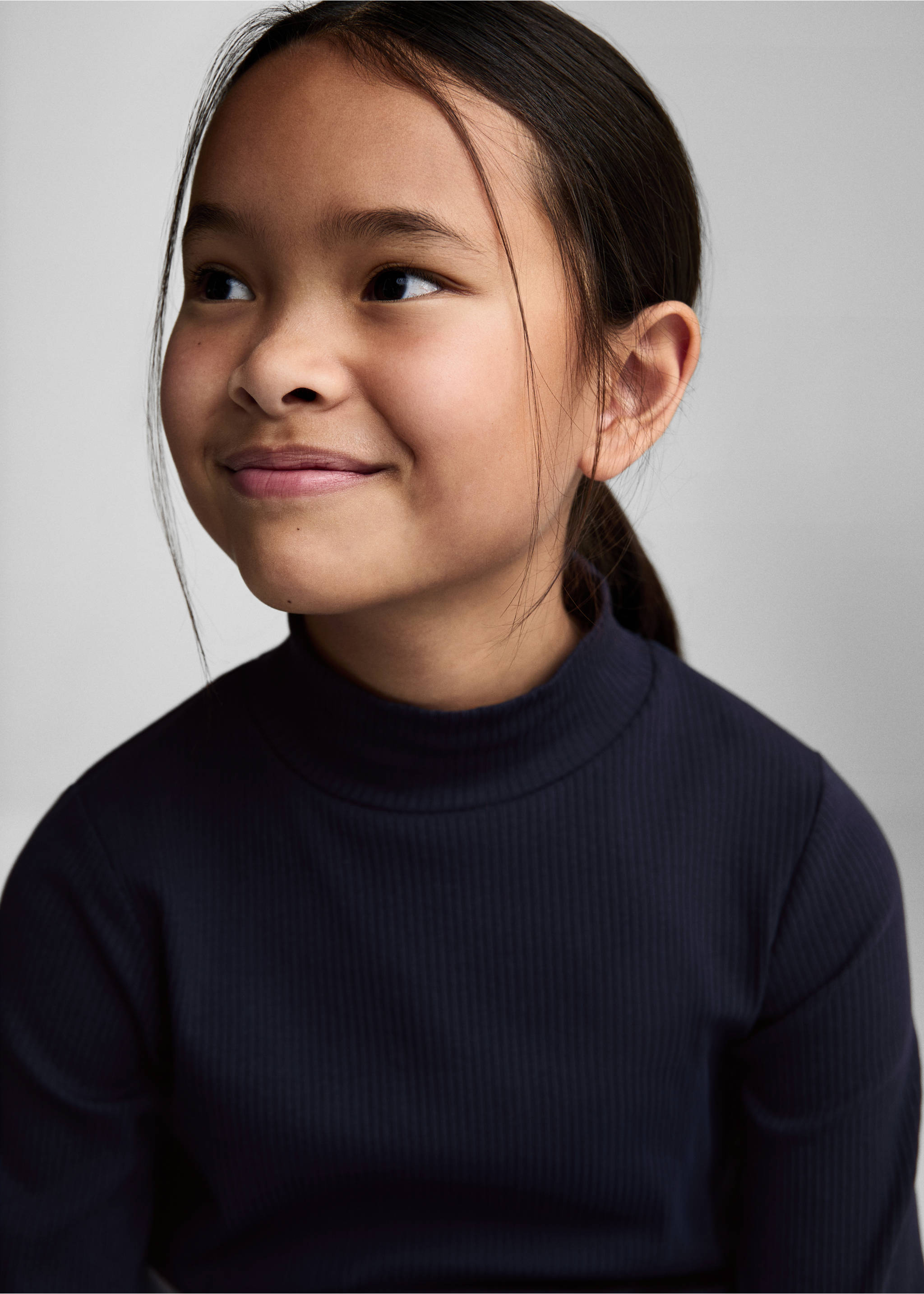 T-shirt côtelé col roulé - Détail de l'article 1, Bleu marine foncé. Ref: 87020447-00.