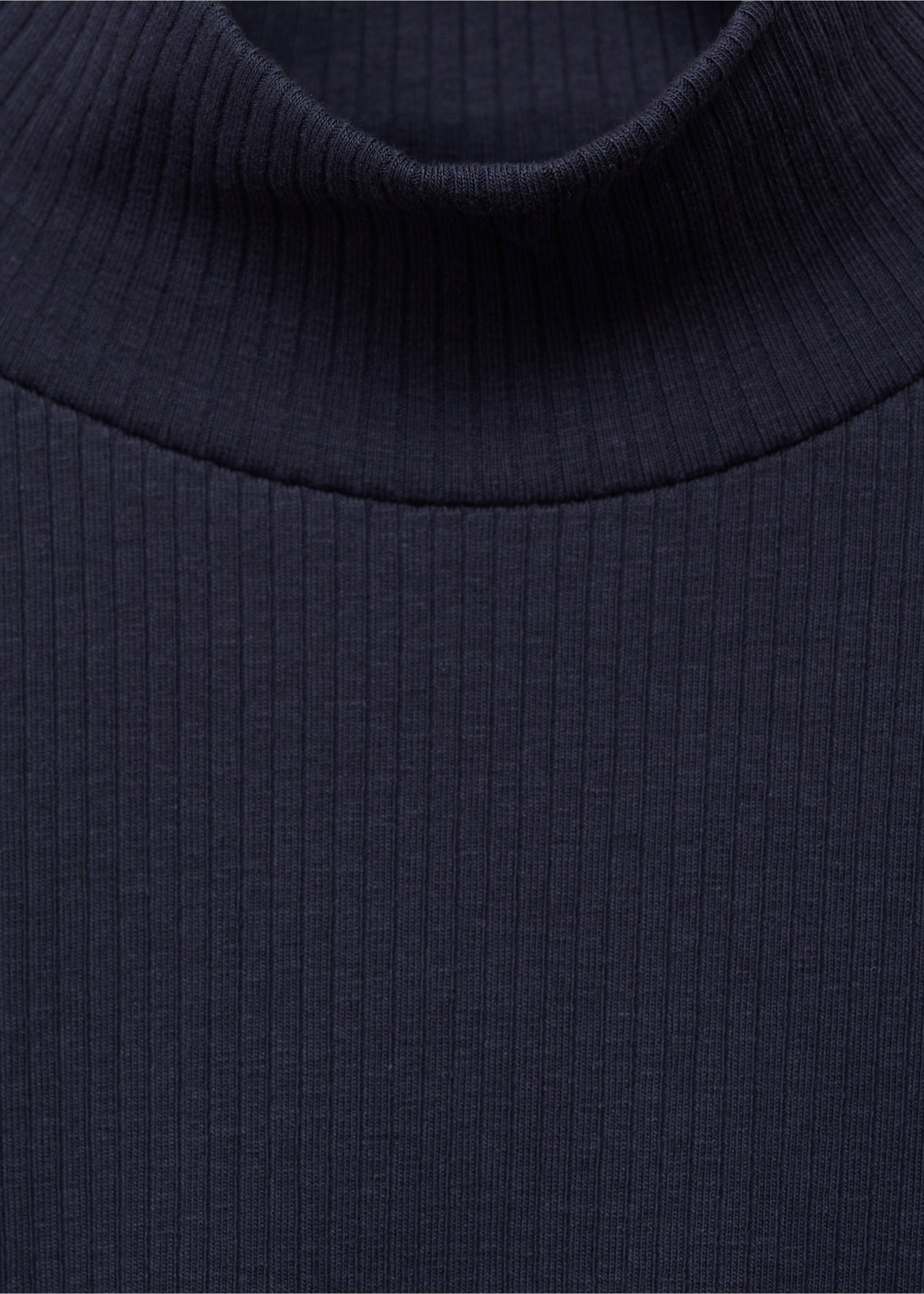 T-shirt côtelé col roulé - Détail de l'article 8, Bleu marine foncé. Ref: 87020447-00.