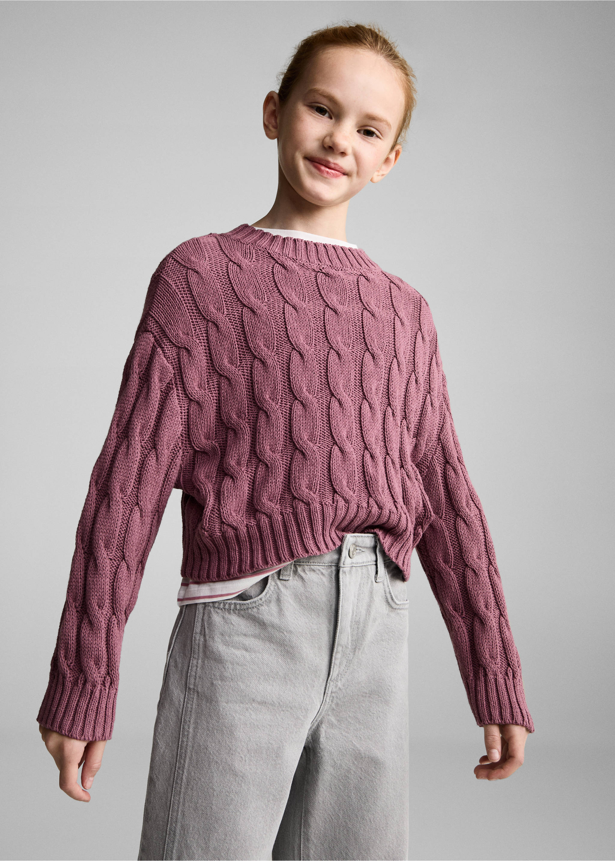 Braided knitted sweater - Medium plane, Cherry. Ref: 87020458-00.