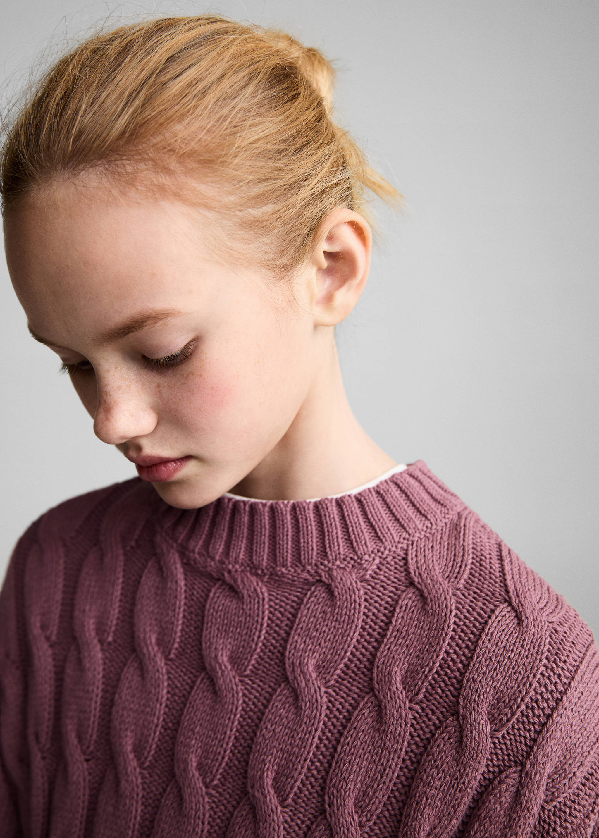 Braided knitted sweater - Details of the article 1