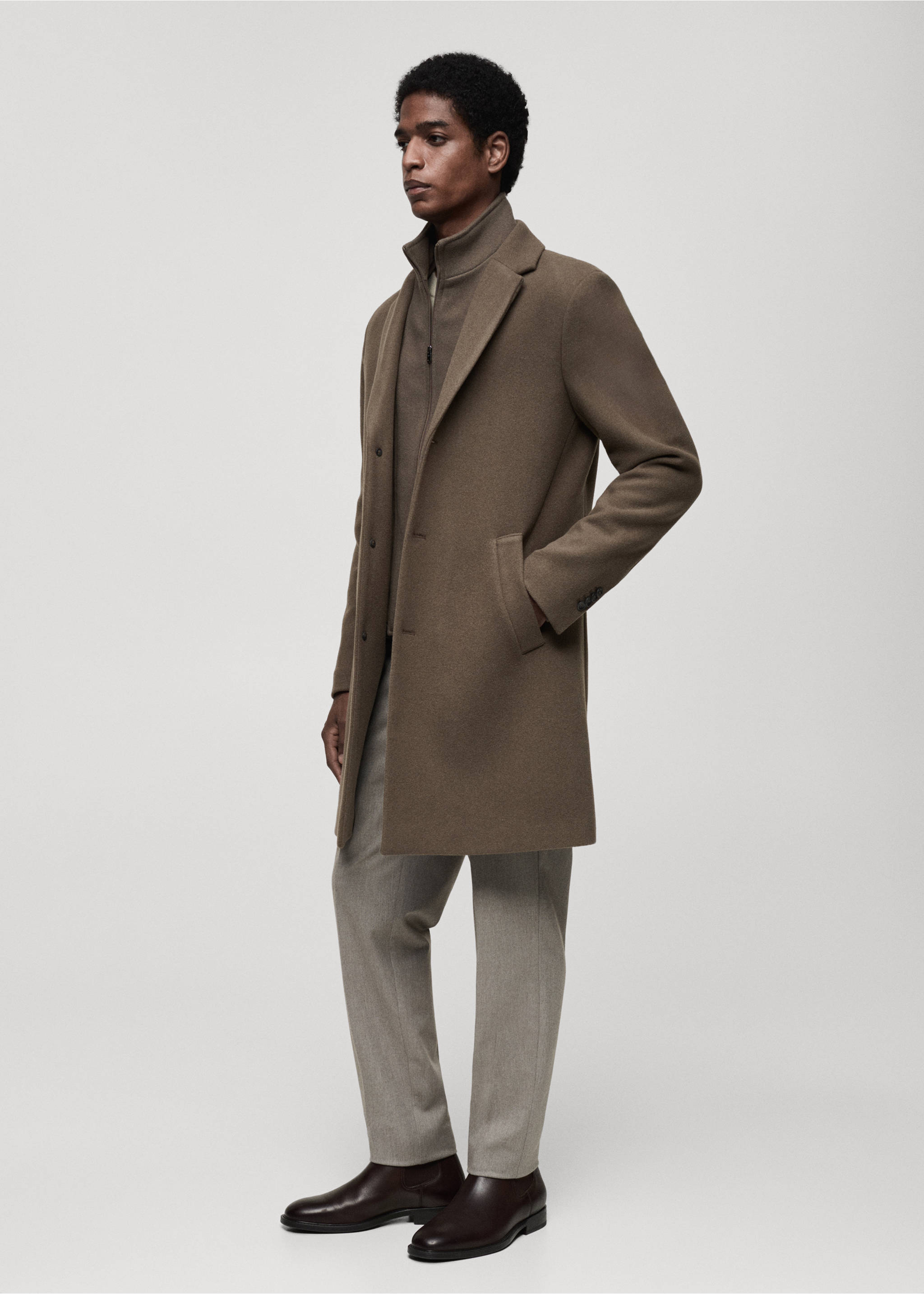 Wool coat with detachable collar - Details of the article 2, Medium Brown. Ref: 87020582-00.
