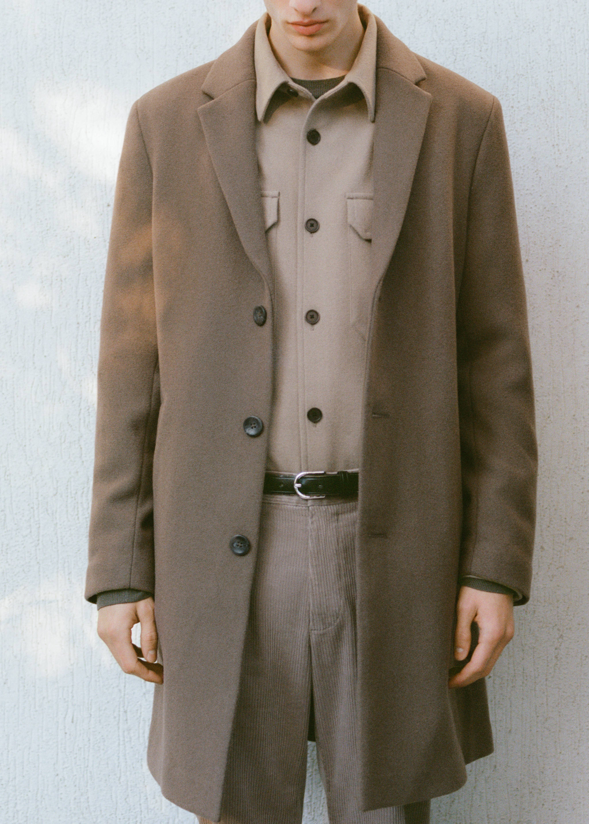 Wool coat with detachable collar - Details of the article 3, Medium Brown. Ref: 87020582-00.