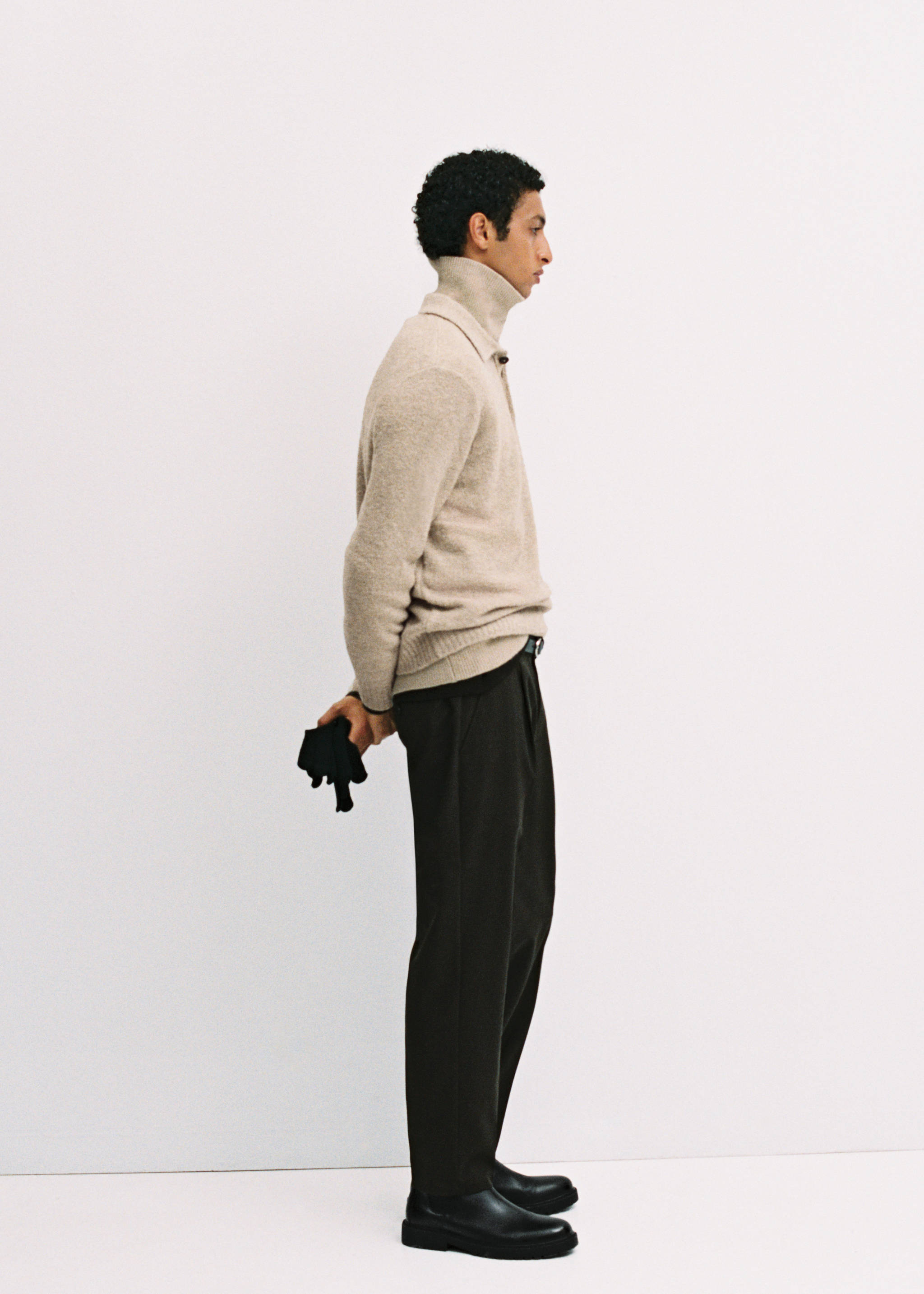 Mini boucle knit polo shirt - Details of the article 3, Sand. Ref: 87020601-00.